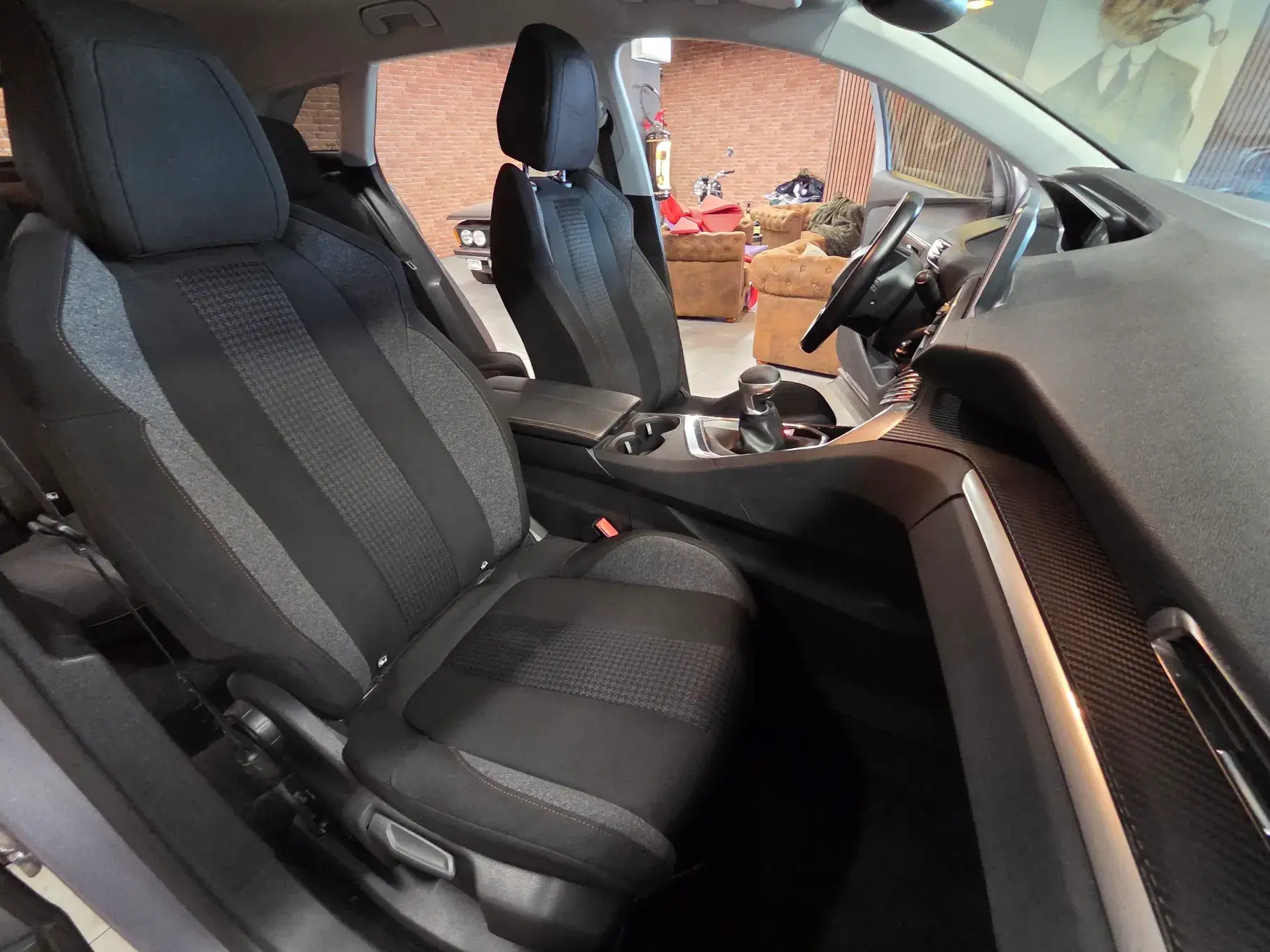 Peugeot 3008 1.5 BlueHDi Active 28