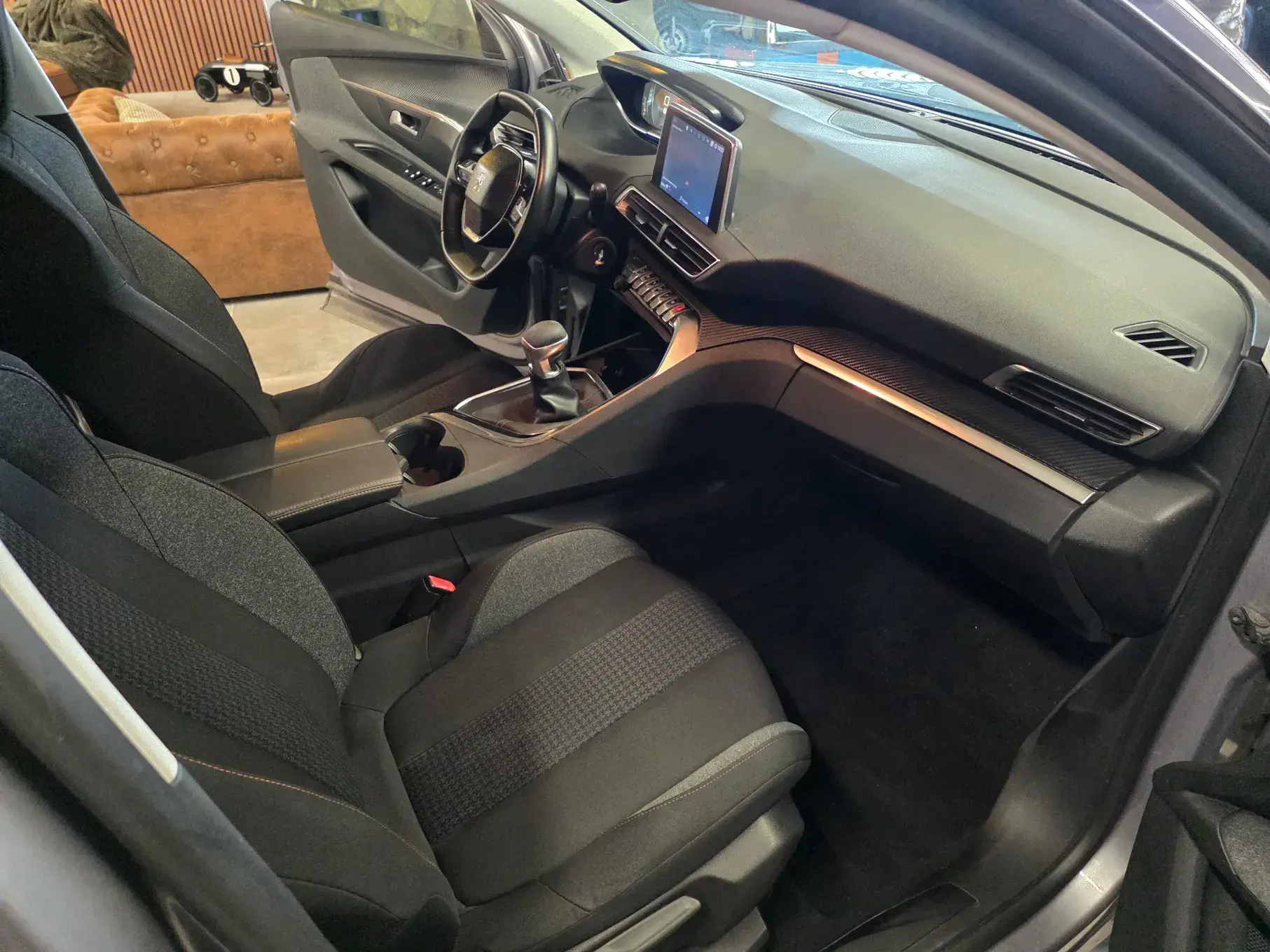 Peugeot 3008 1.5 BlueHDi Active 27