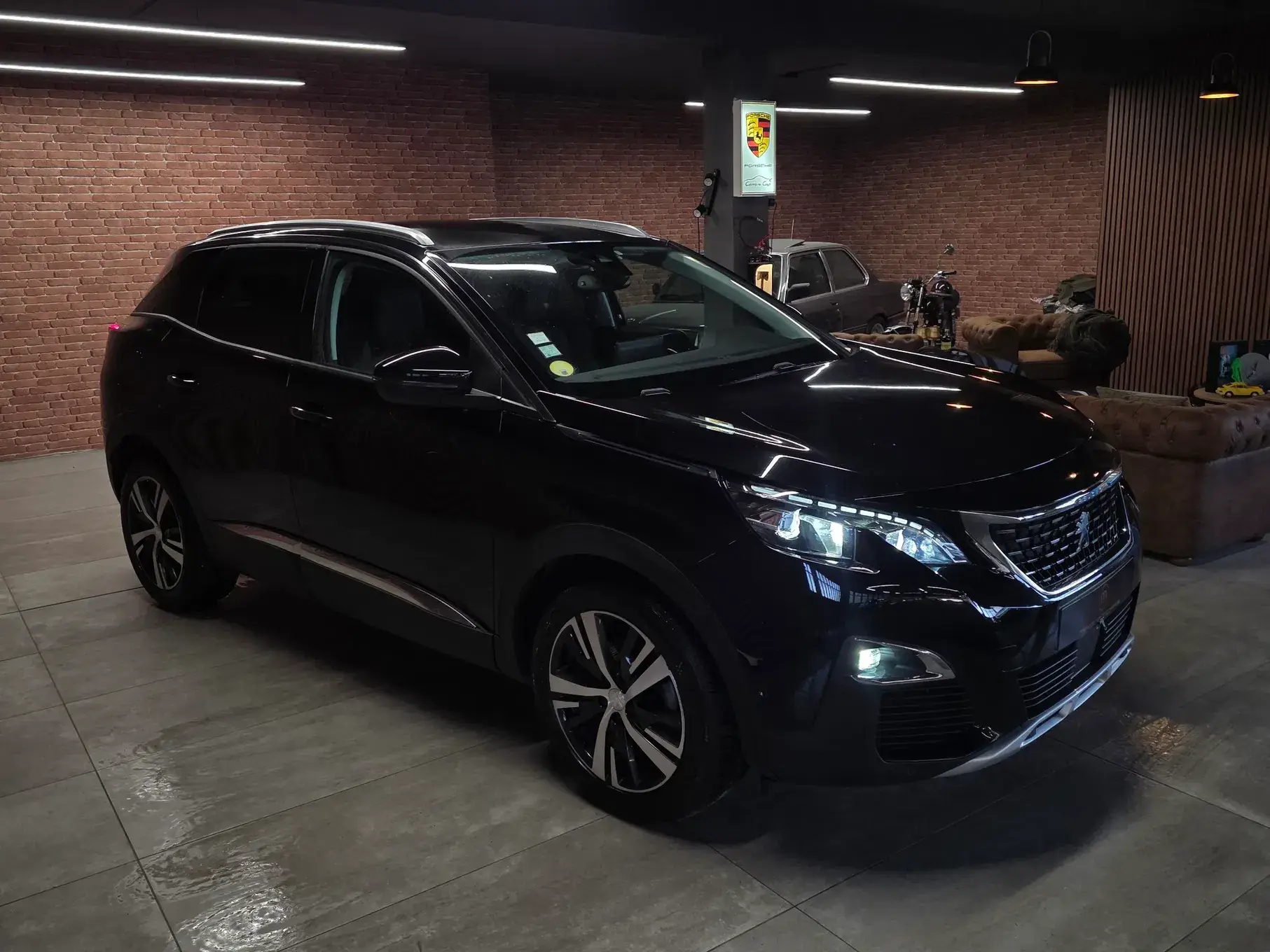 Peugeot 3008 BlueHDi 130 Stop & Start EAT8 Allure 27