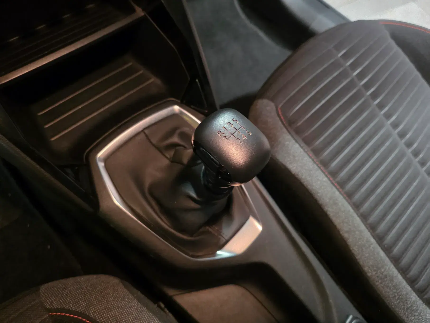 Peugeot 208 1.5 BlueHDi Active 3