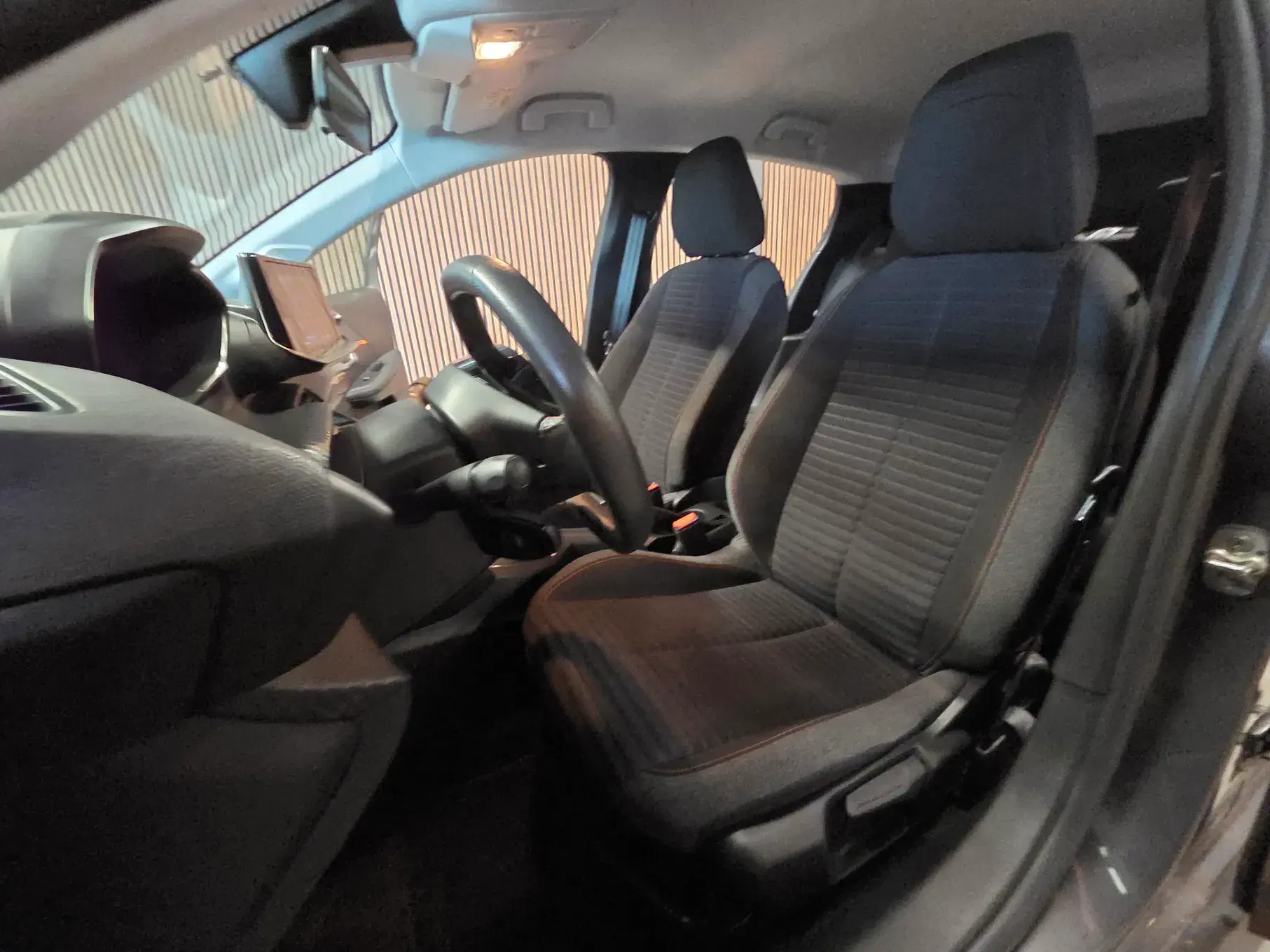 Peugeot 208 1.5 BlueHDi Active 7