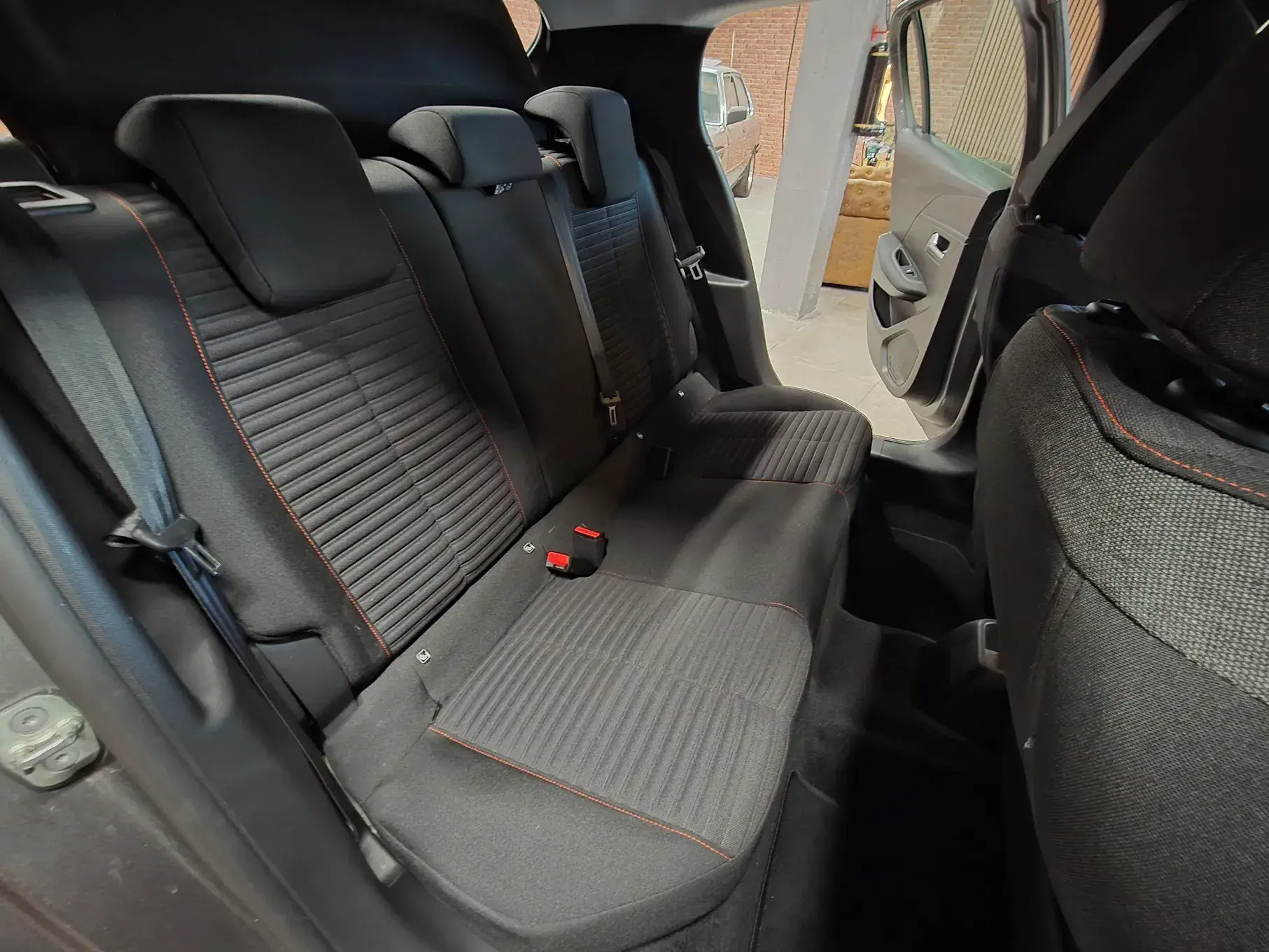 Peugeot 208 1.5 BlueHDi Active 15
