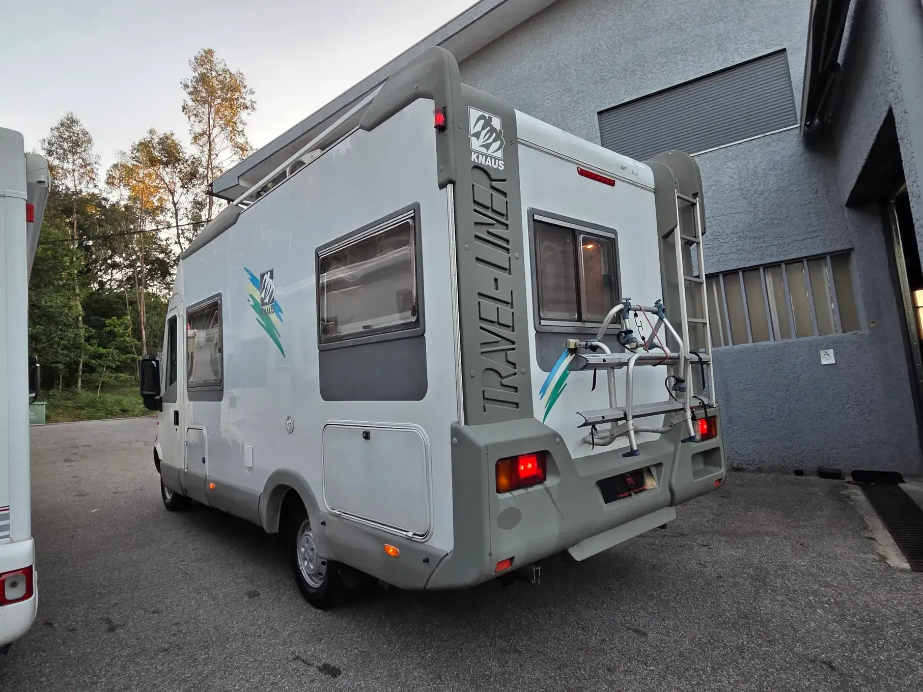 Knaus Travel Liner Outro 12