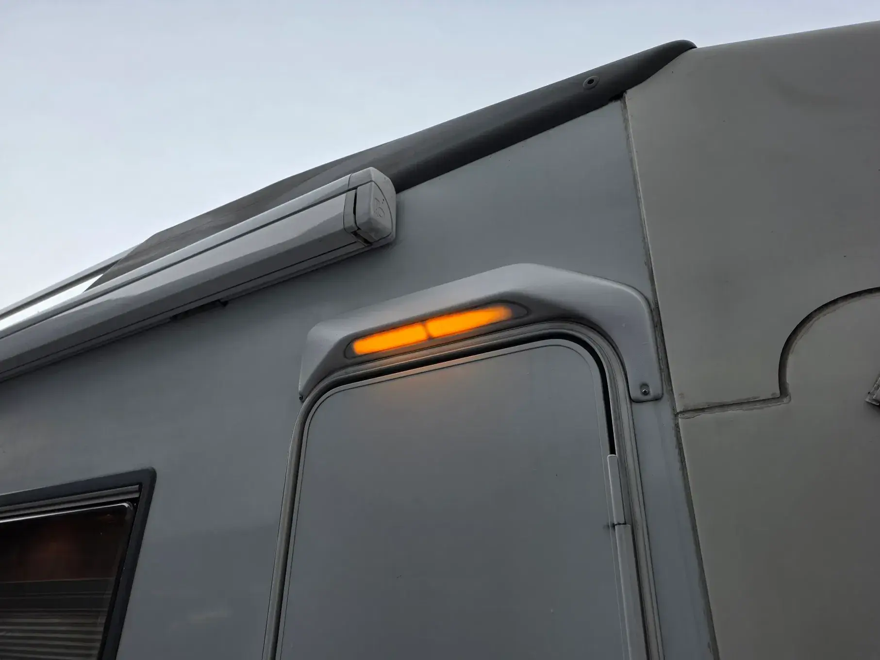 Knaus Travel Liner Outro 25
