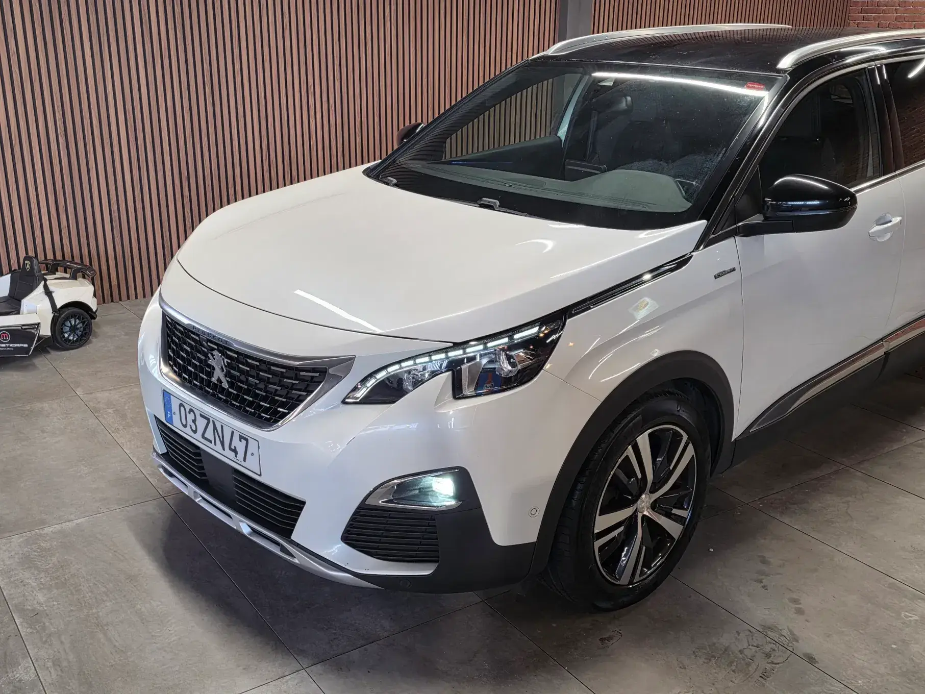 Peugeot 5008 2.0 BlueHDi GT Pack EAT8 4