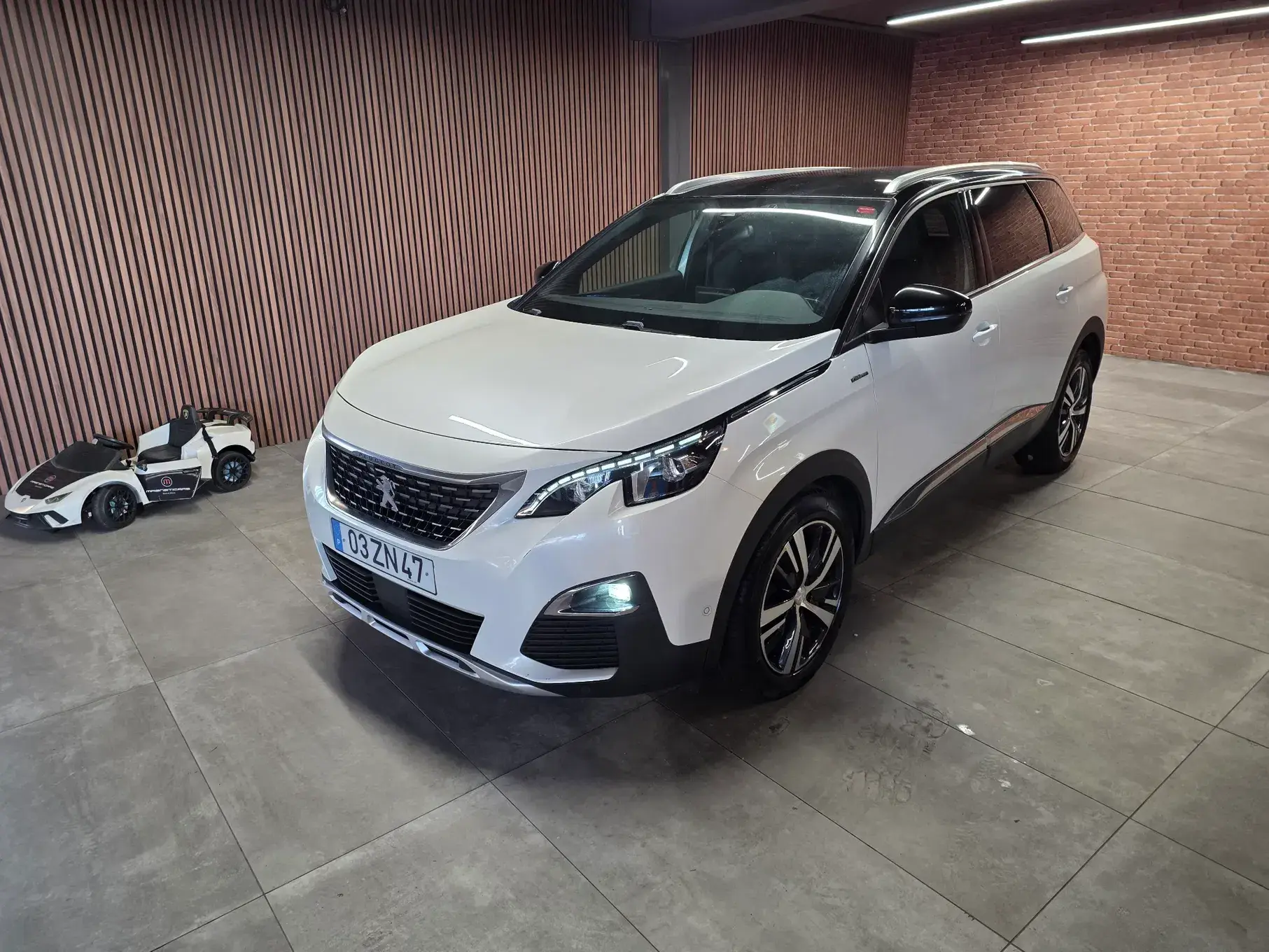 Peugeot 5008 2.0 BlueHDi GT Pack EAT8 5