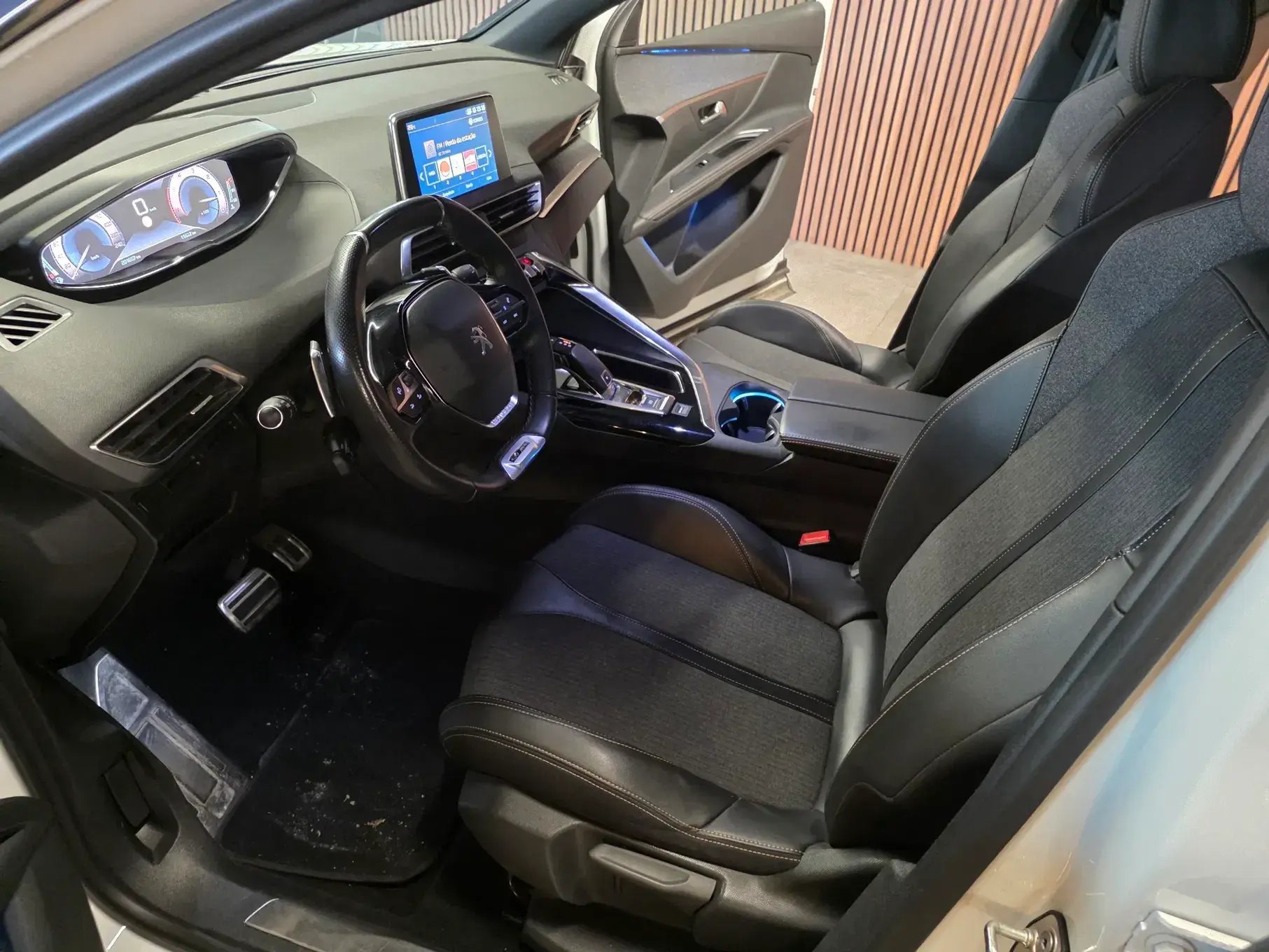 Peugeot 5008 2.0 BlueHDi GT Pack EAT8 27
