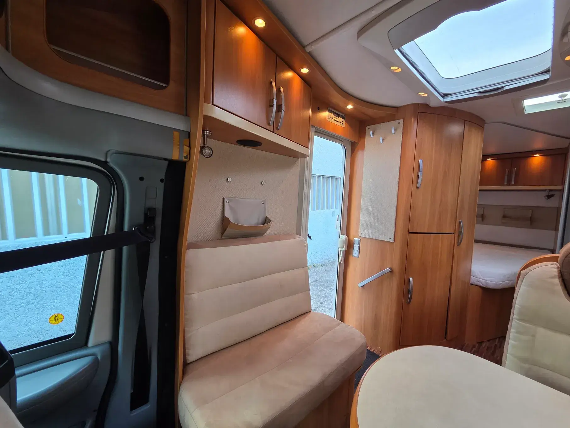 Hymer Tramp CL Outro 36