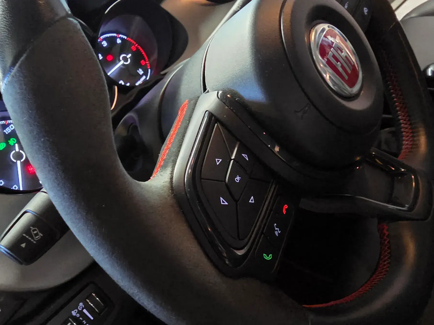 Fiat 500X 1.3 MJ Sport 11