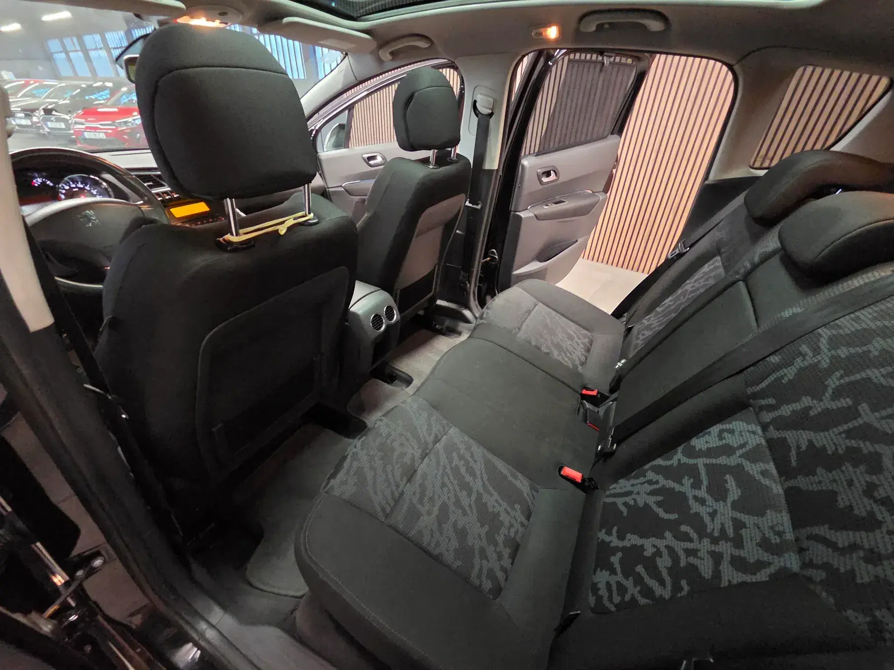 Peugeot 3008 1.6 HDi Sport 9