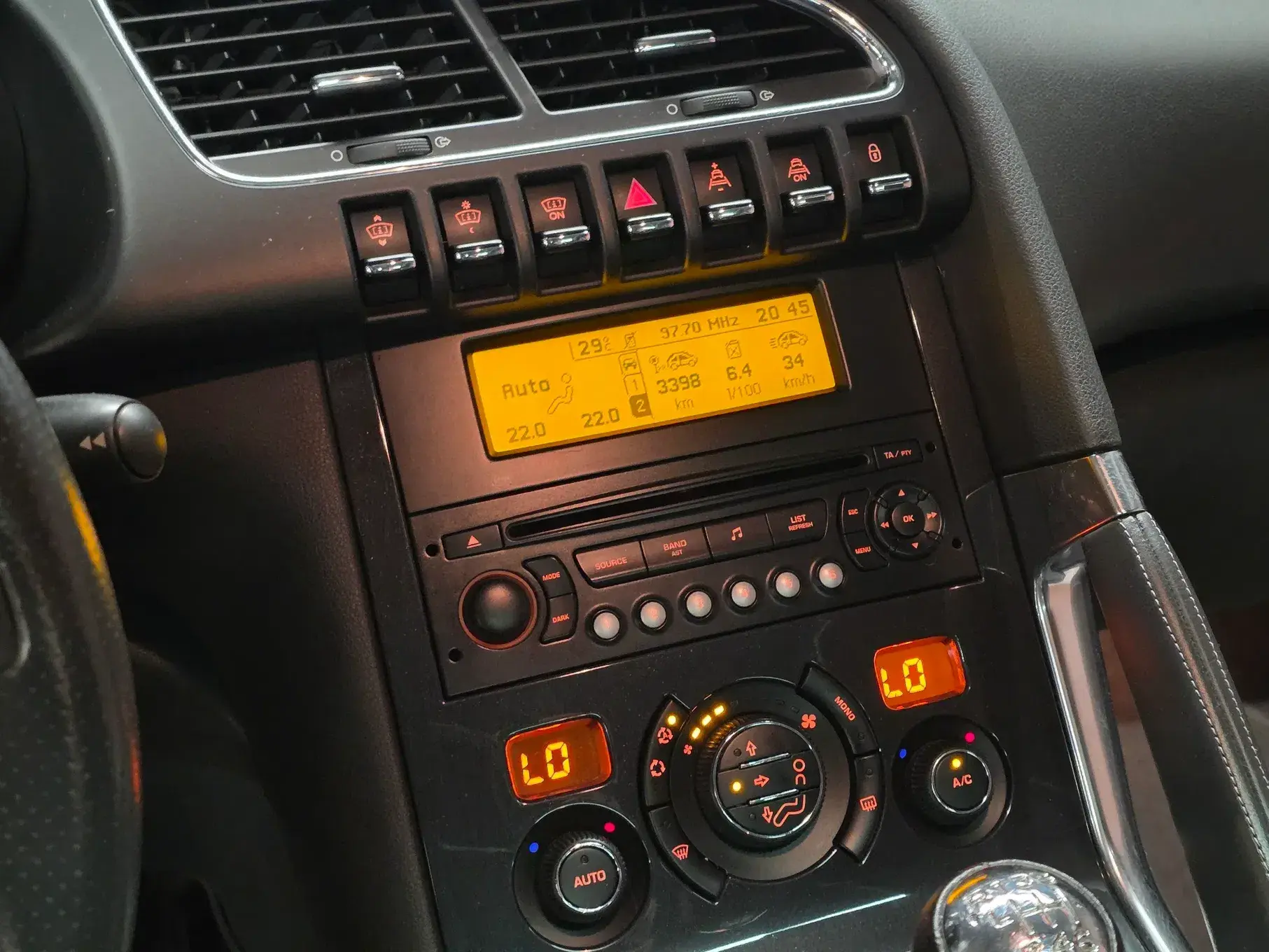 Peugeot 3008 1.6 HDi Sport 13