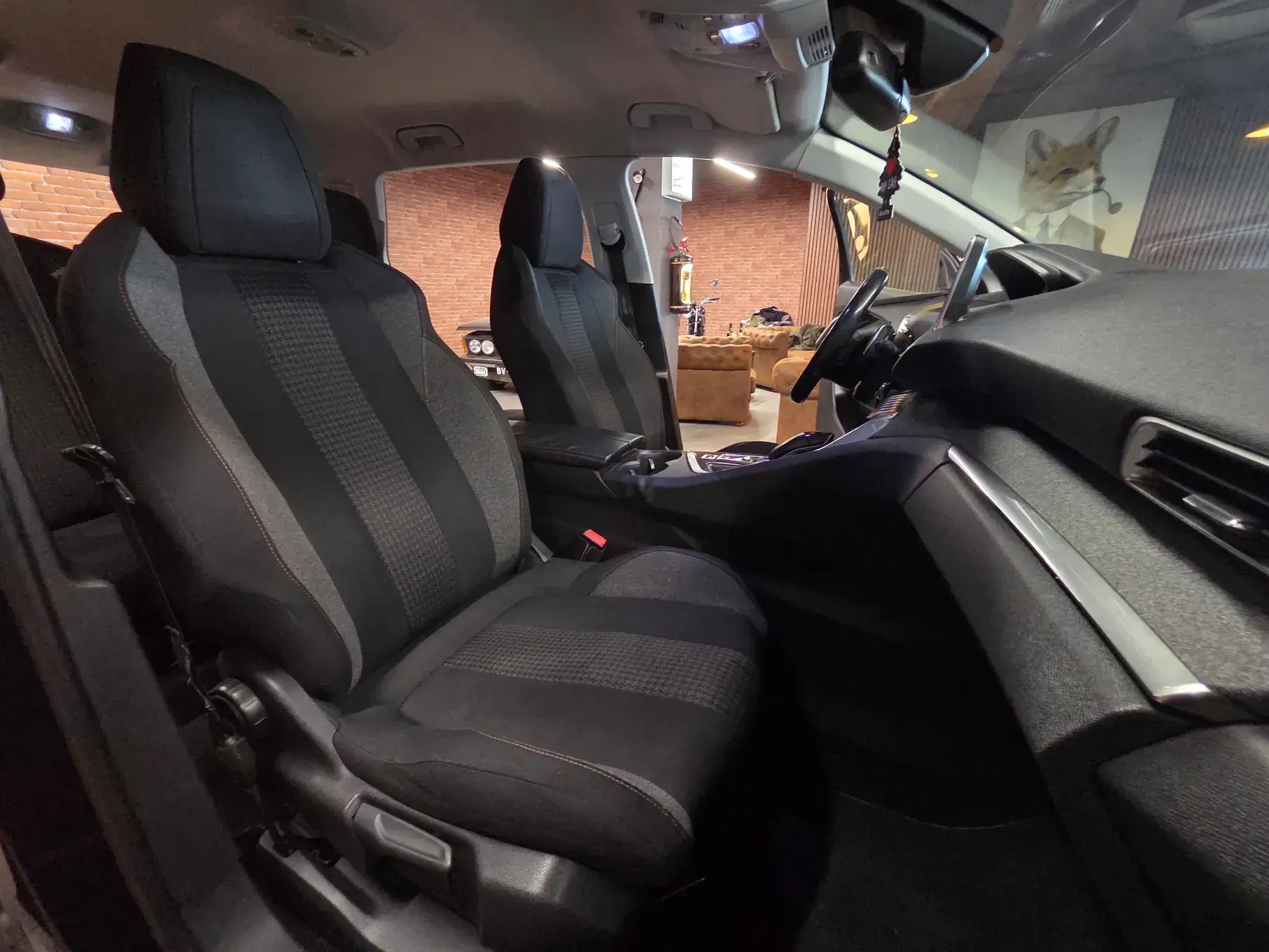 Peugeot 5008 BlueHDI 120 EAT6 Active 13