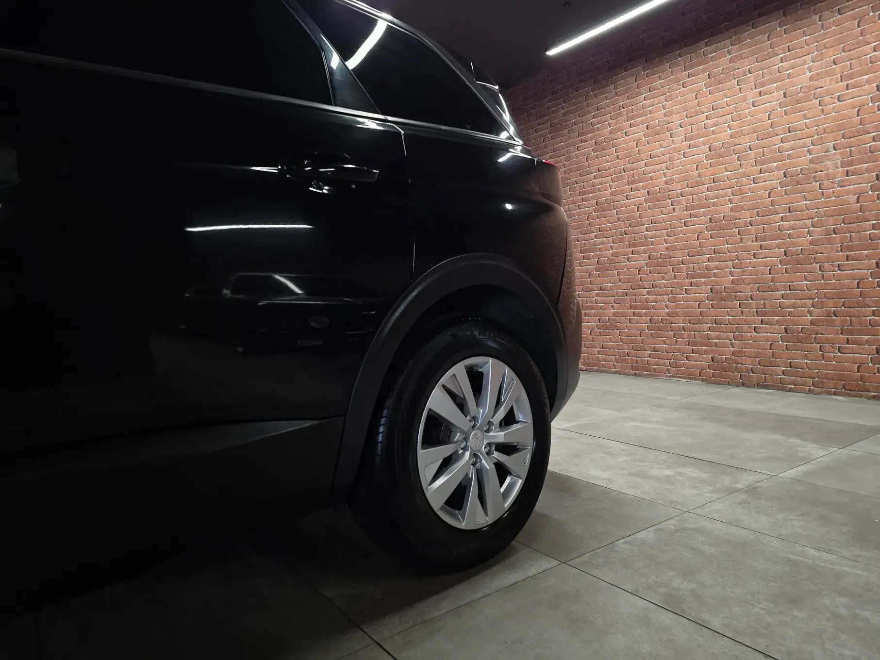Peugeot 5008 BlueHDI 120 EAT6 Active 18