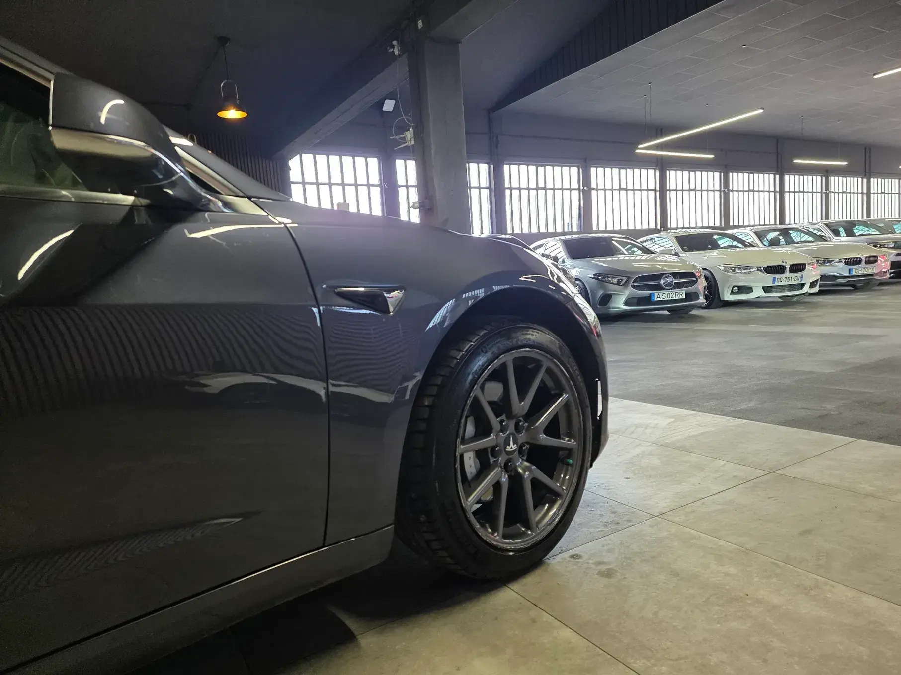 Tesla Model 3 Standard Range Plus RWD 12