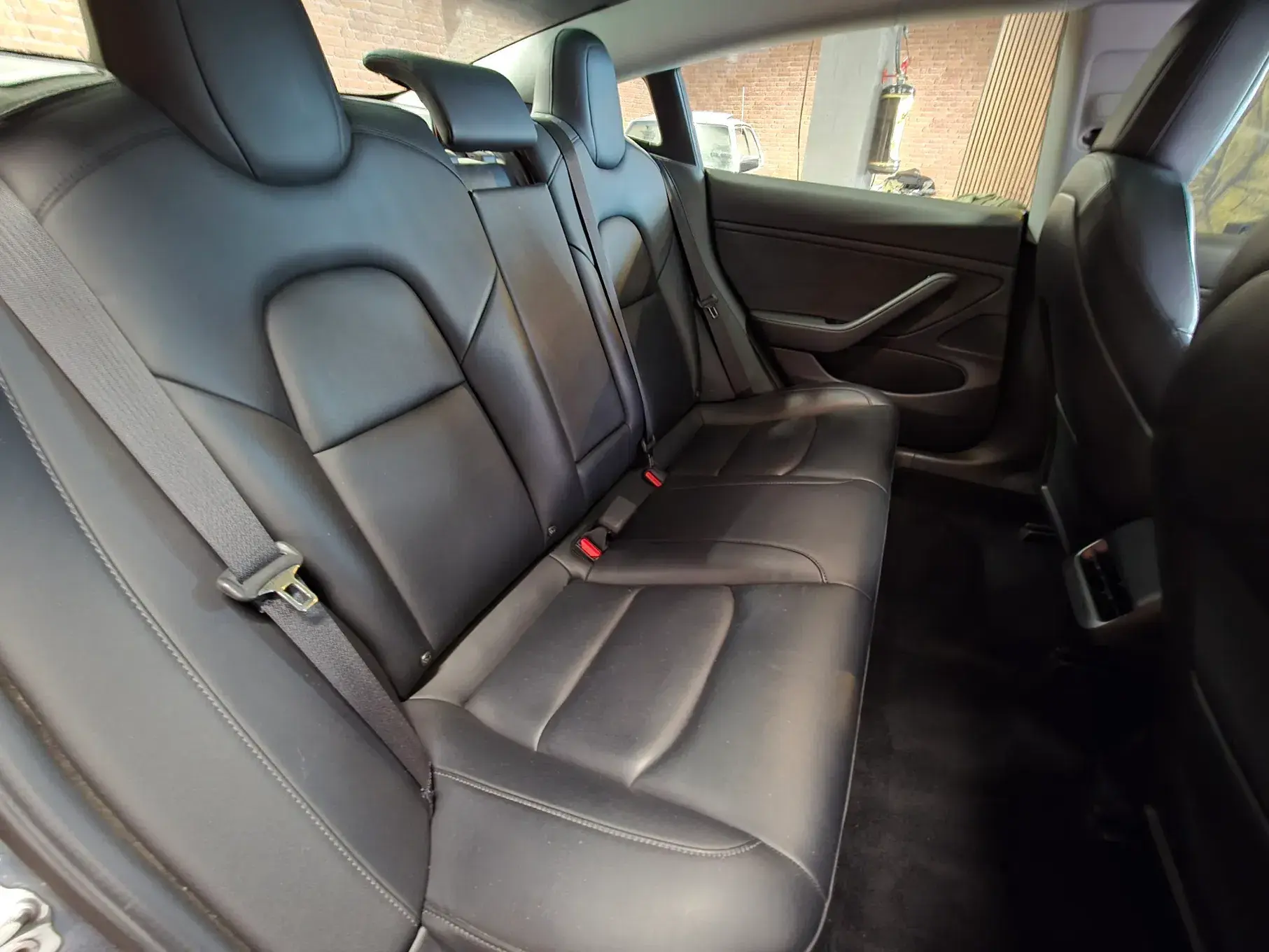 Tesla Model 3 Standard Range Plus RWD 21