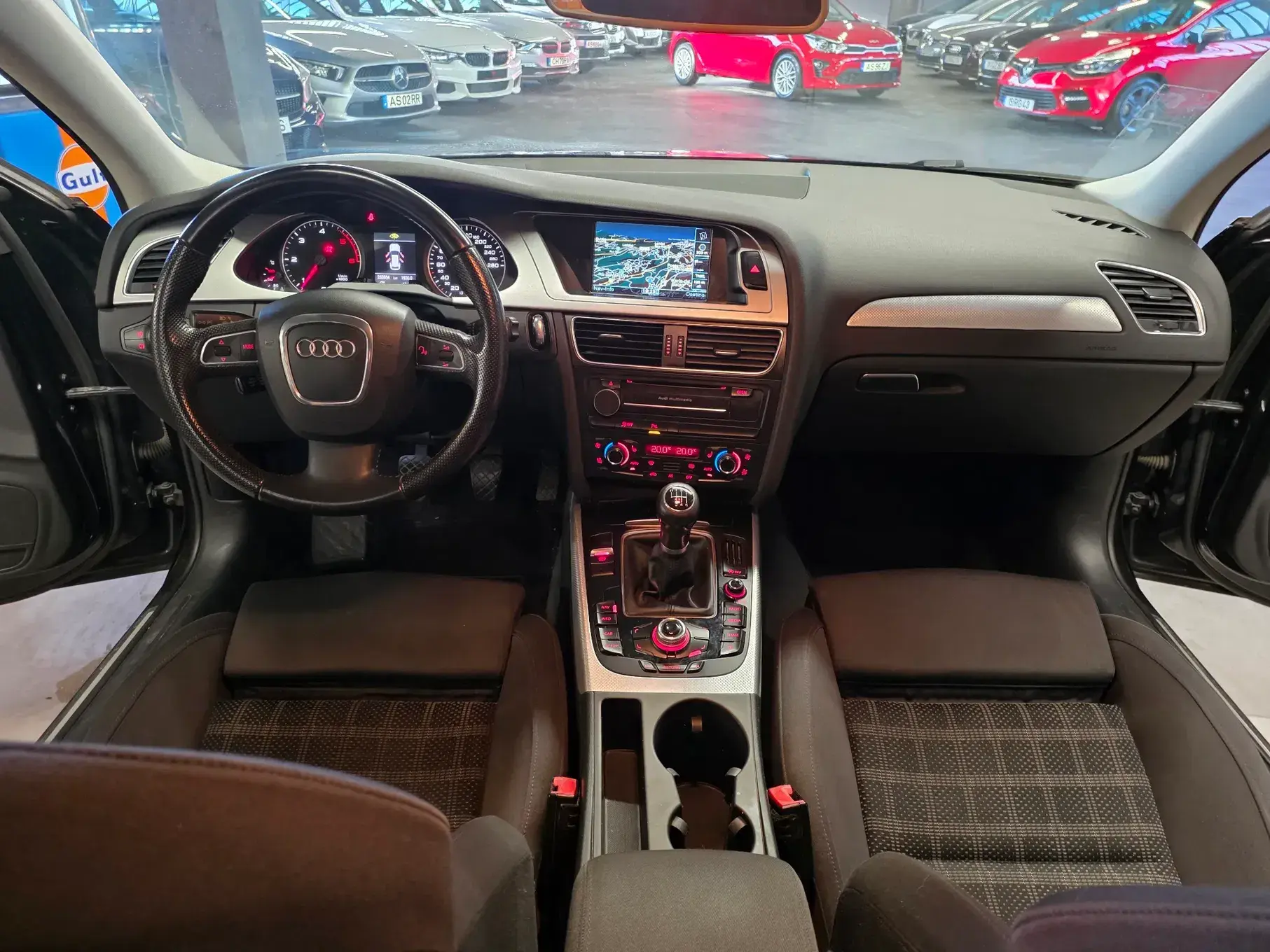 Audi A4 Avant 2.0 TDI Sport 12