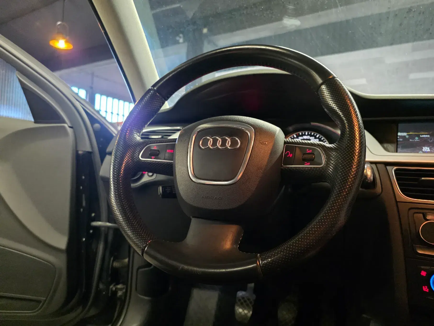 Audi A4 Avant 2.0 TDI Sport 27