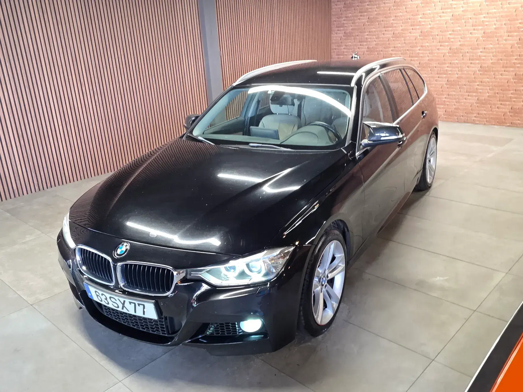 BMW 320 d Aut. Efficient Dynamics Edition Sport Line 12