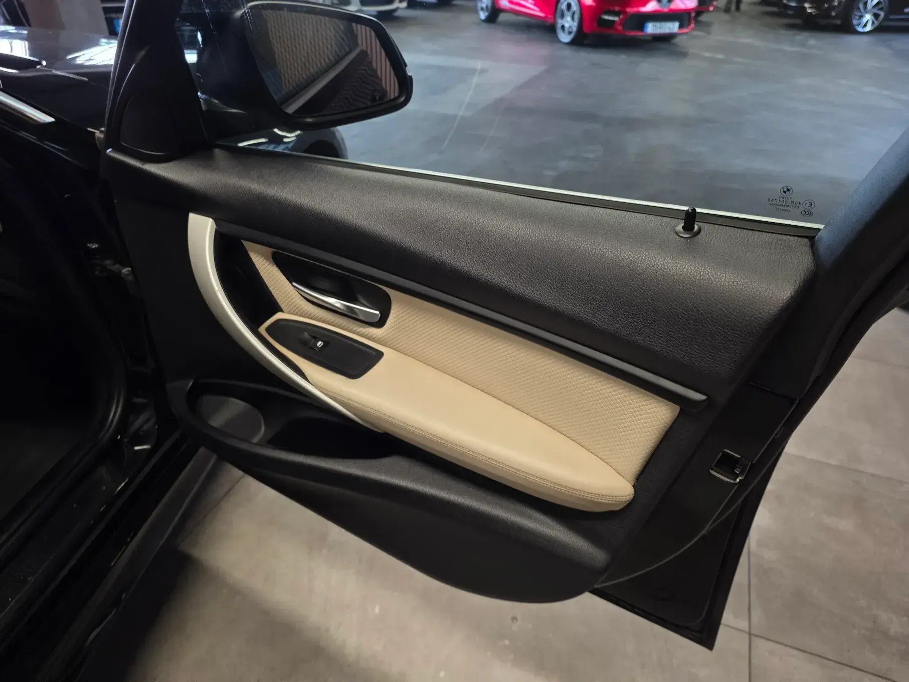 BMW 320 d Aut. Efficient Dynamics Edition Sport Line 16