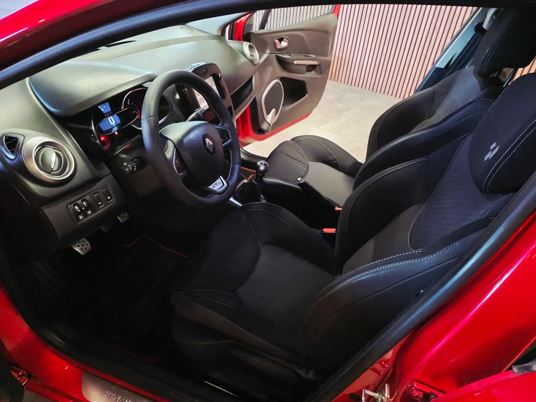 Renault Clio 1.5 dCi GT Line 21