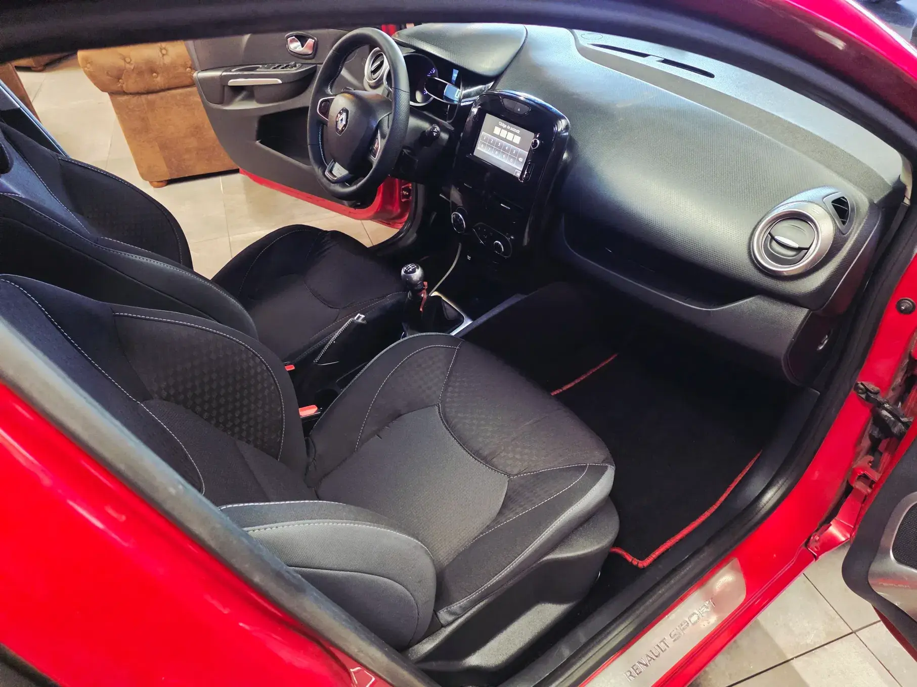 Renault Clio 1.5 dCi GT Line 23