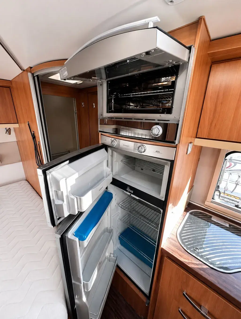 Hymer Tramp CL Outro 2