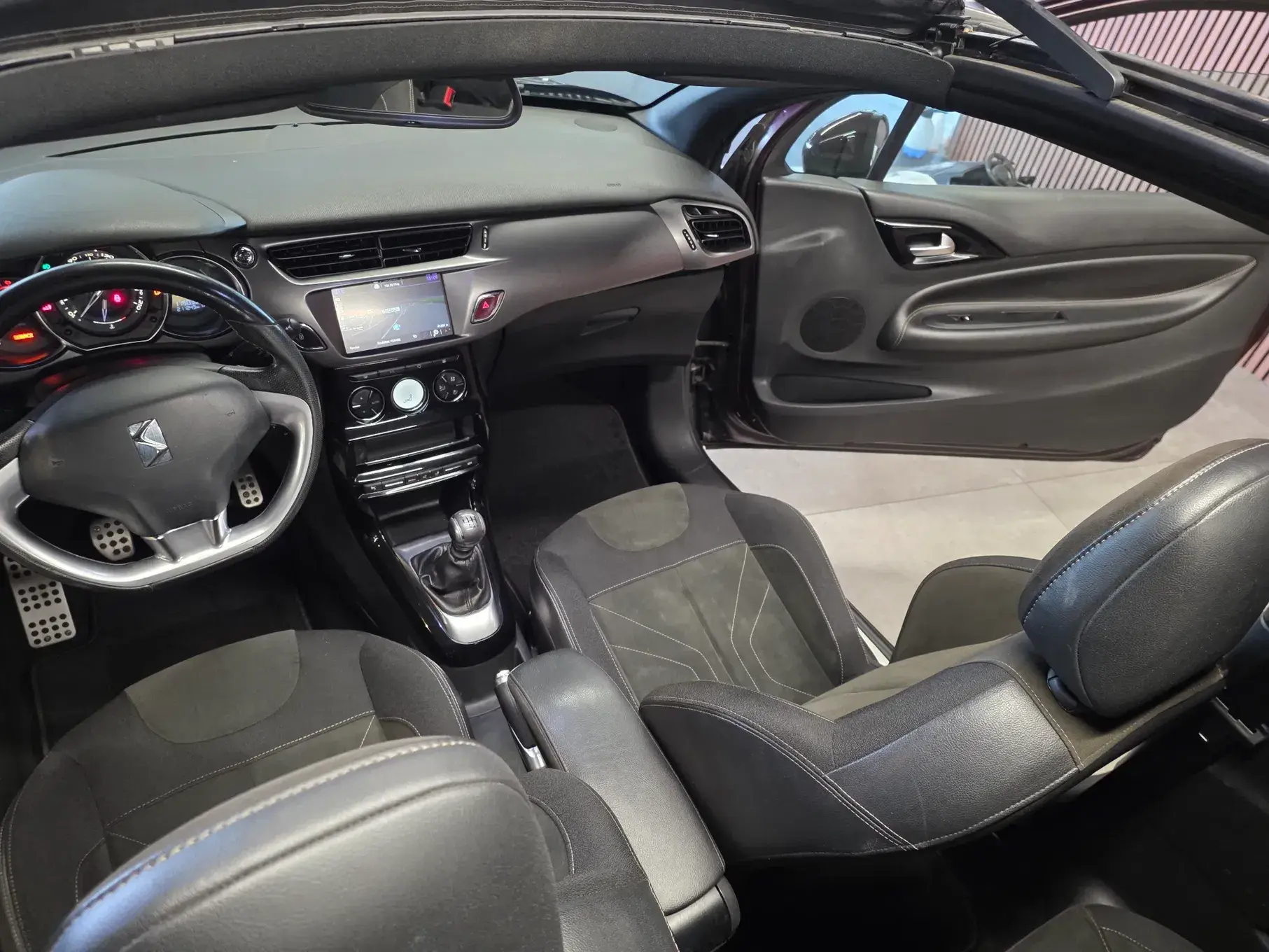 DS DS3 Cabrio 1.6 BlueHDi Sport Chic 14