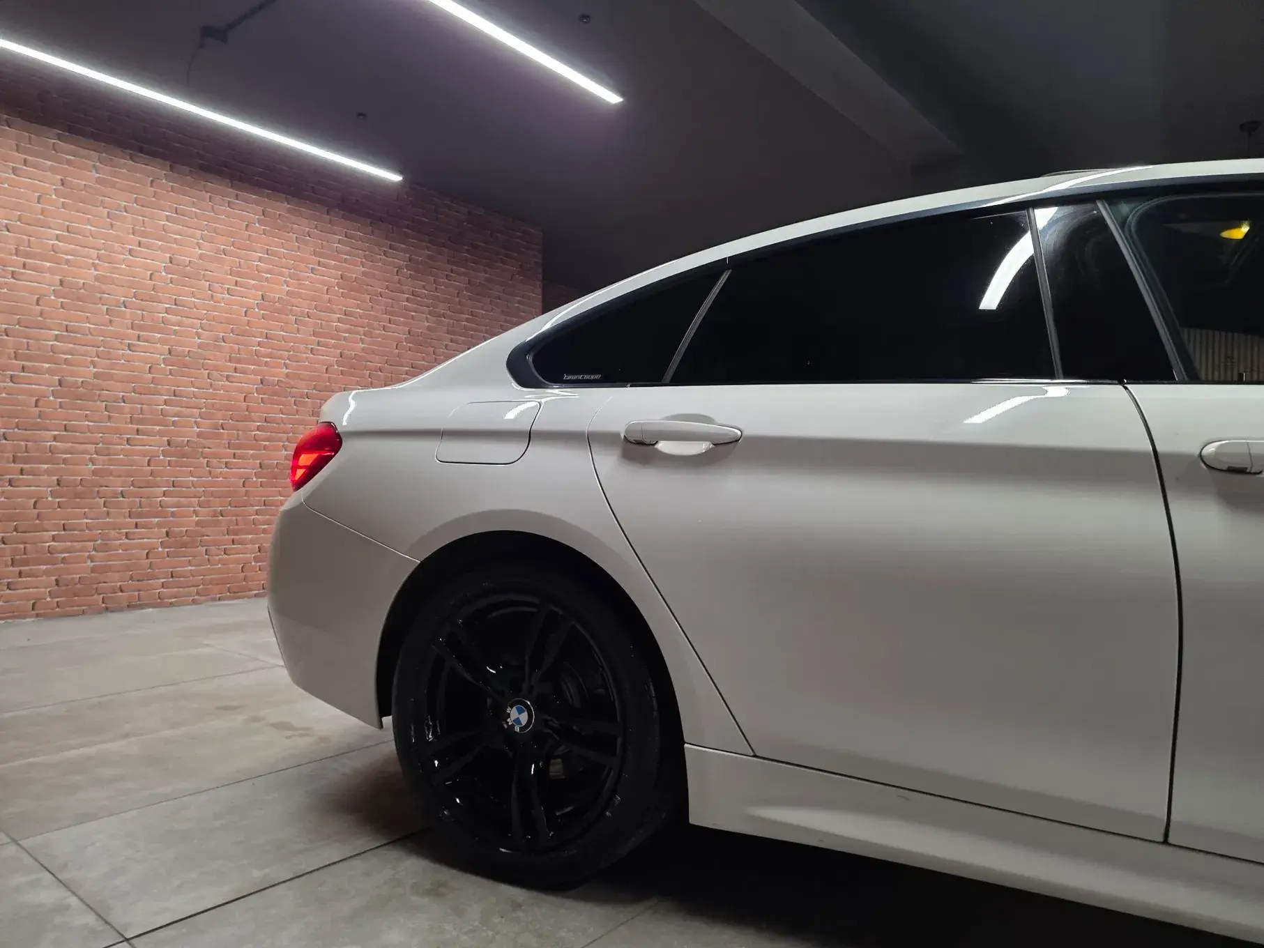 BMW 418 Gran Coupé d Pack M Auto 31