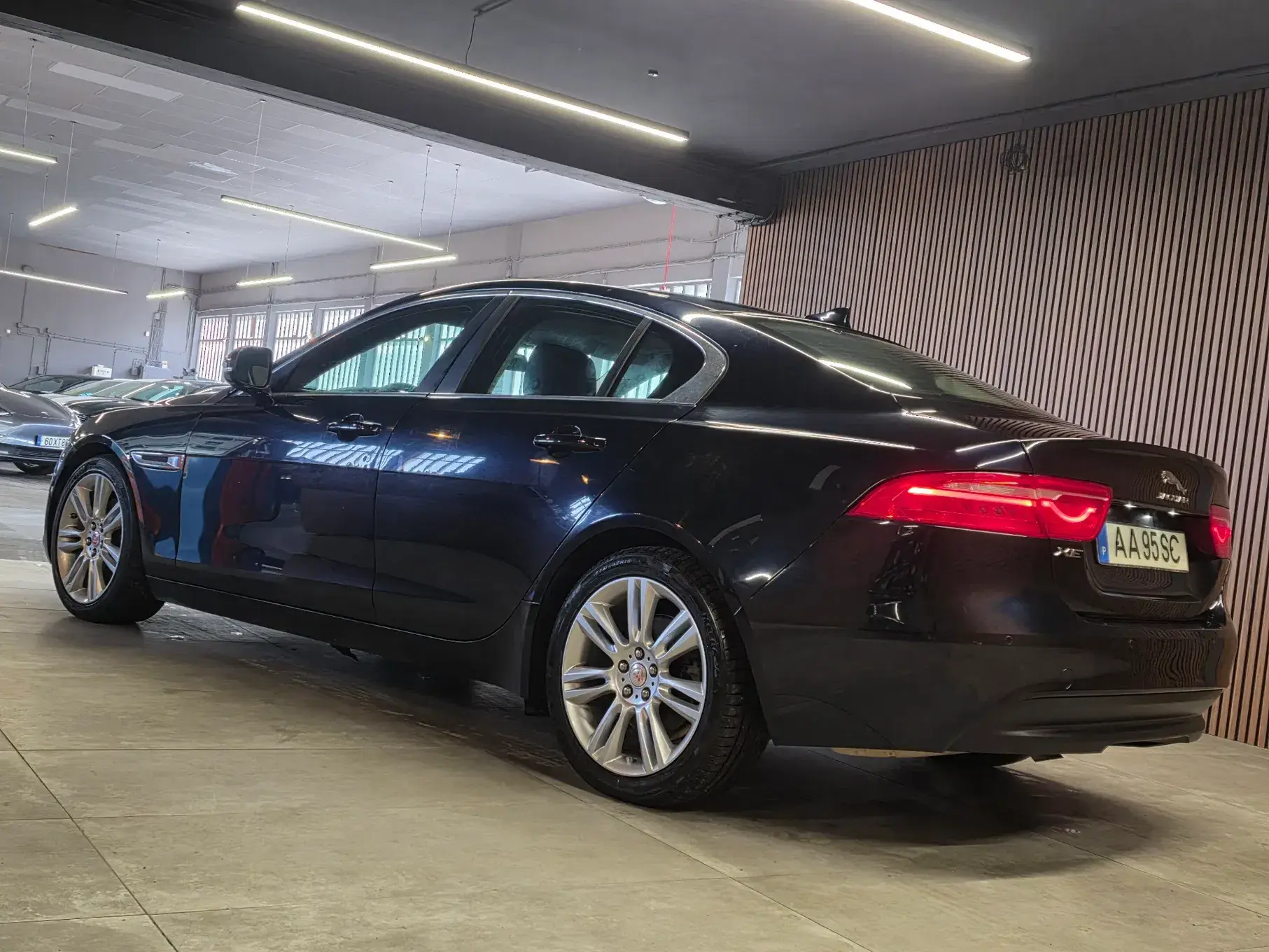 Jaguar XE E-Performance Aut. Prestige 23