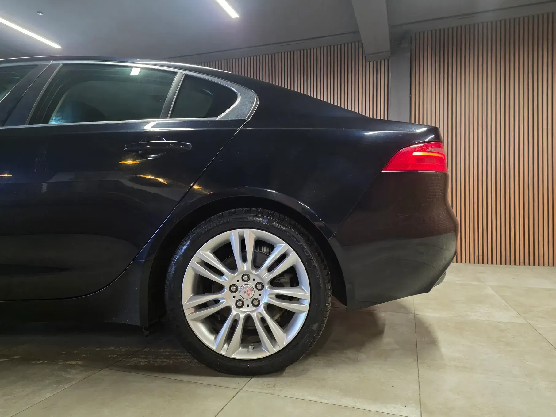 Jaguar XE E-Performance Aut. Prestige 46
