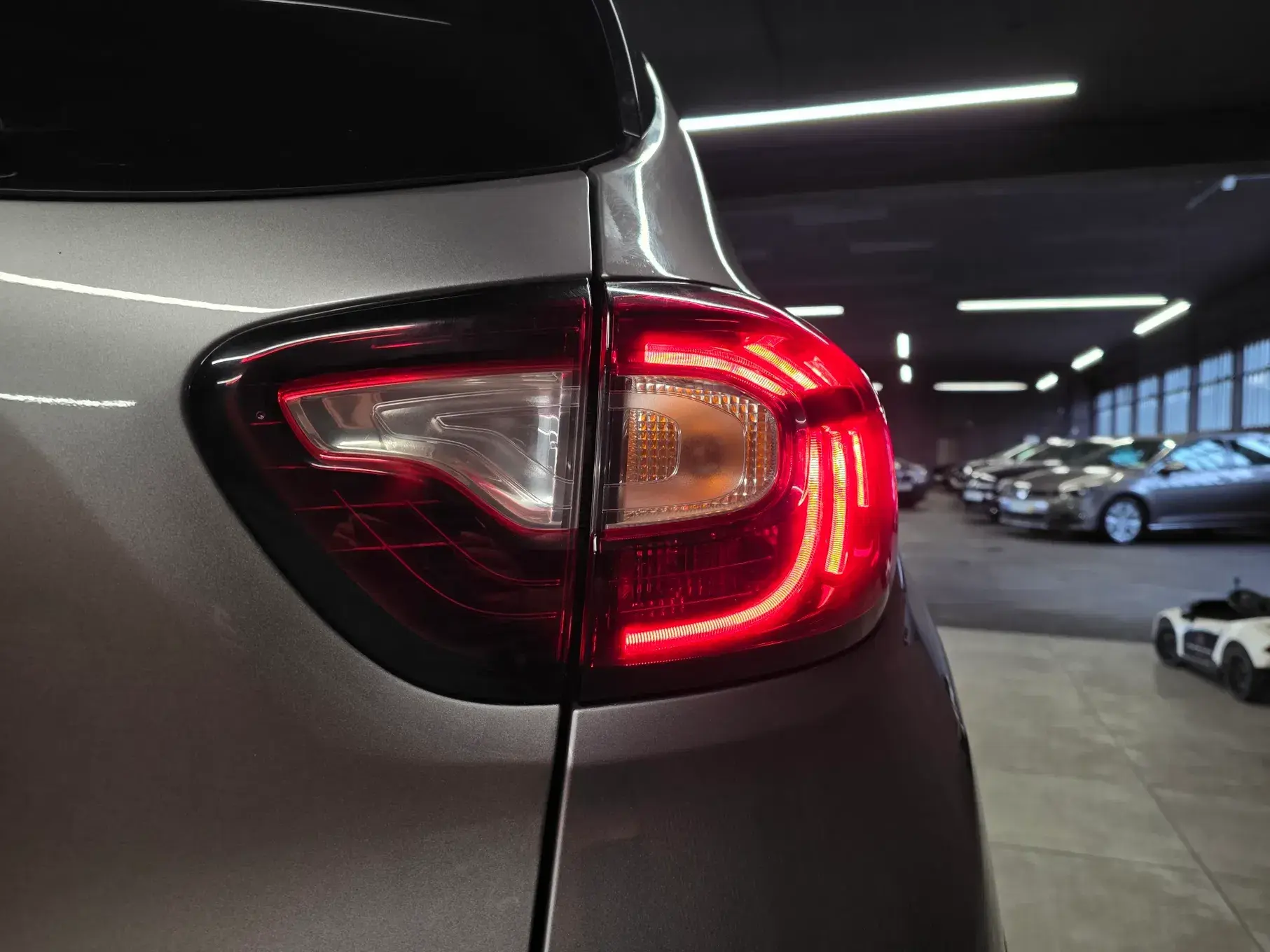Renault Captur 1.5 dCi Exclusive 6