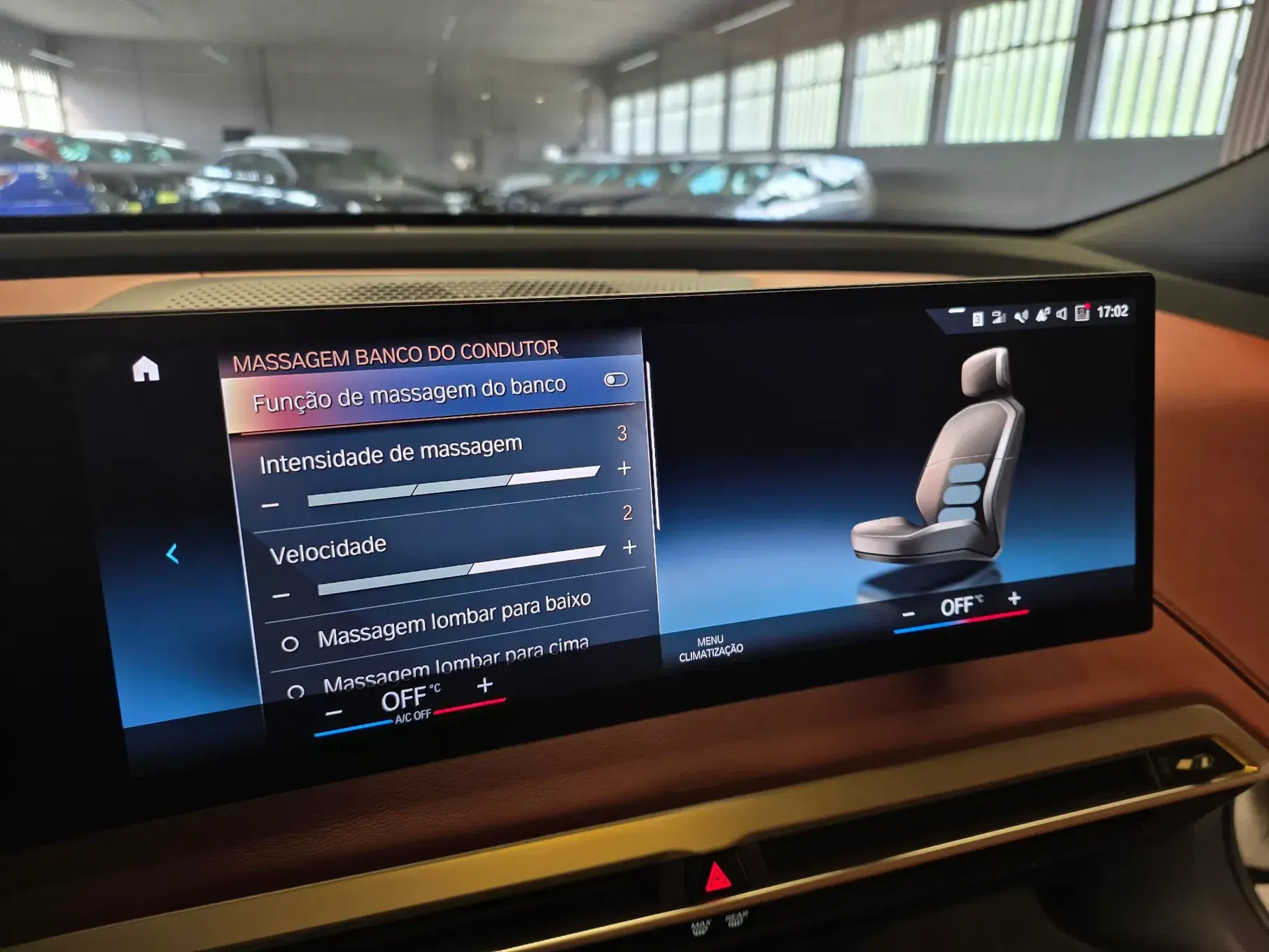 BMW iX xDrive 40 Pack Desportivo 32