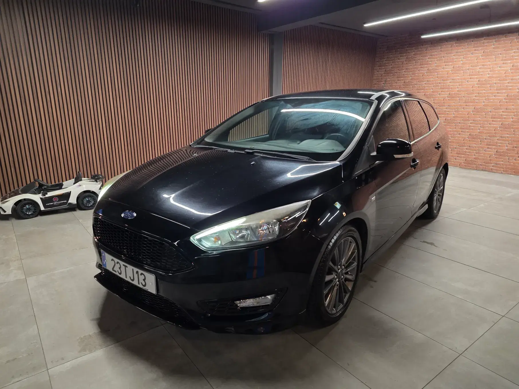 Ford Focus SW 1.5 TDCi ST-Line 5