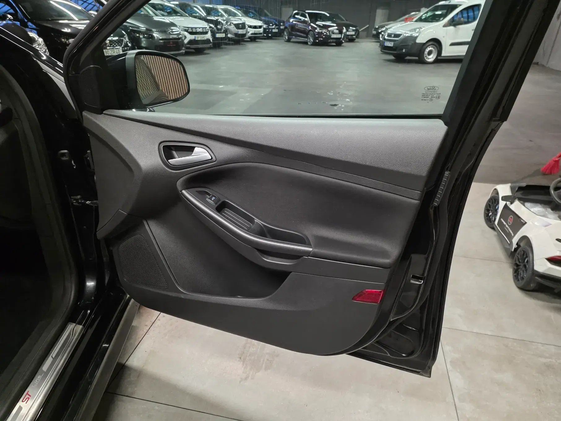 Ford Focus SW 1.5 TDCi ST-Line 16