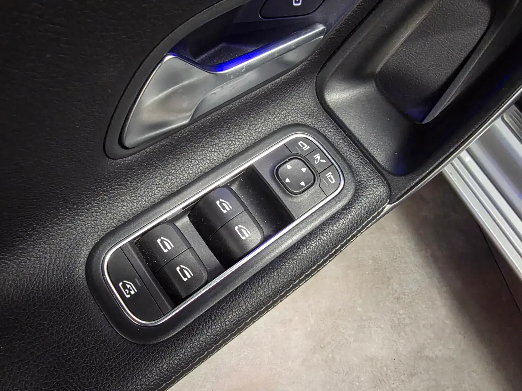 Mercedes-Benz A 180 d 7G-DCT Progressive 9