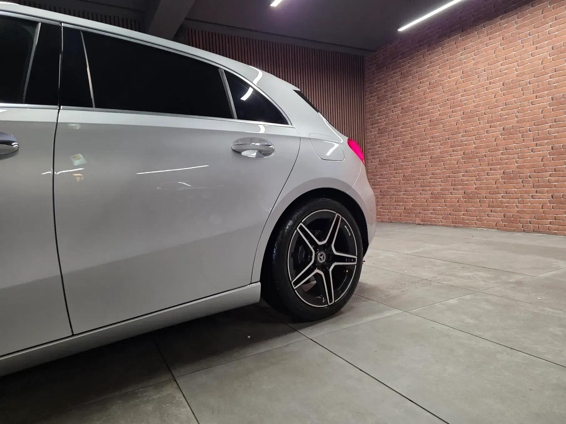 Mercedes-Benz A 180 d 7G-DCT Progressive 23