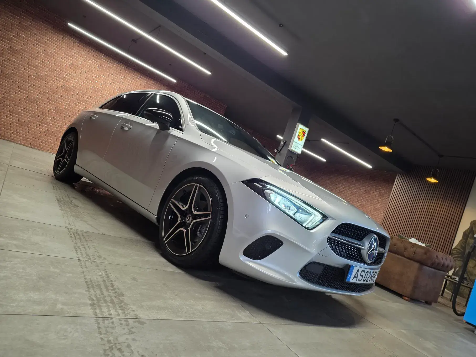 Mercedes-Benz A 180 d 7G-DCT Progressive 48