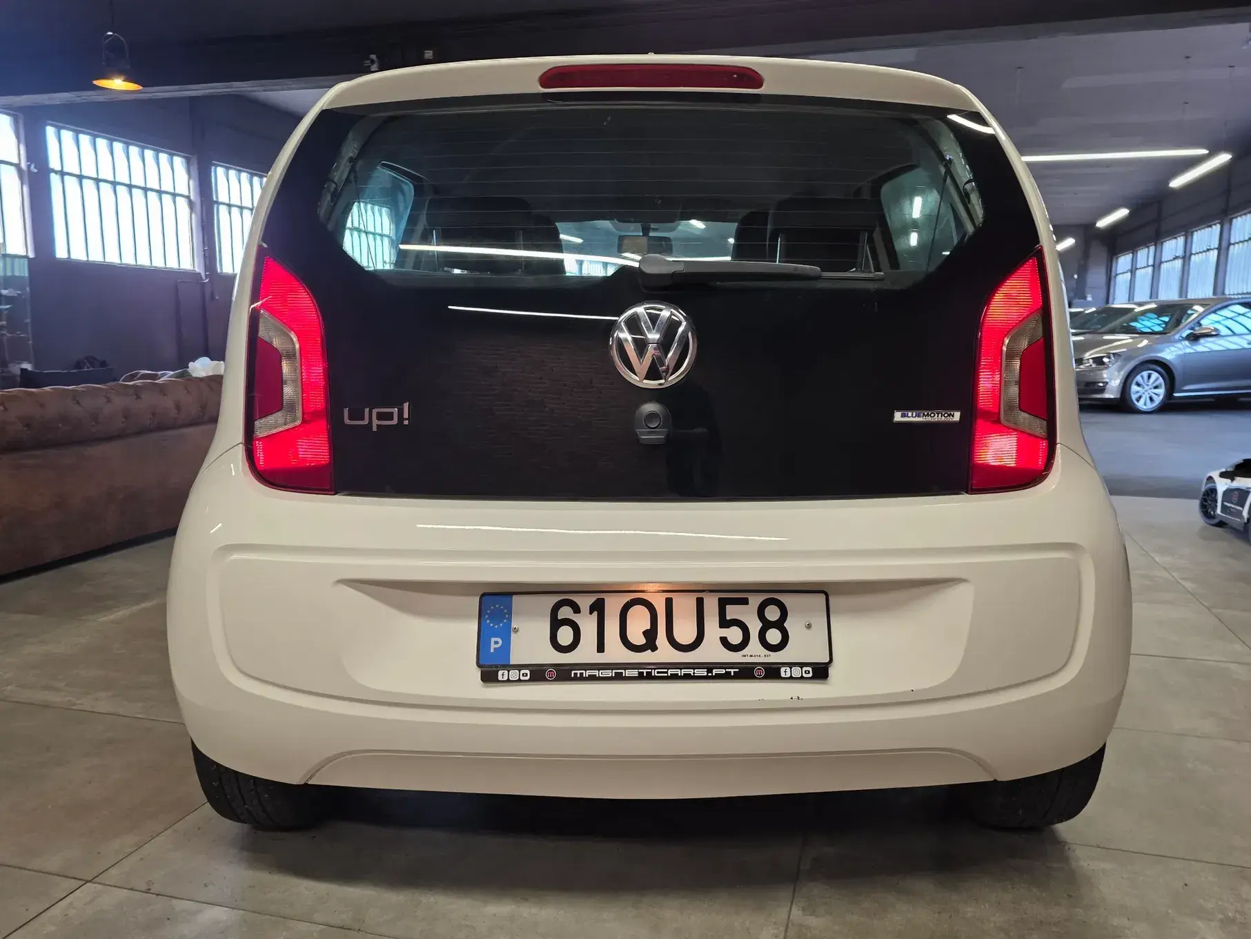 Volkswagen Up! 1.0 BlueMotion Move 2