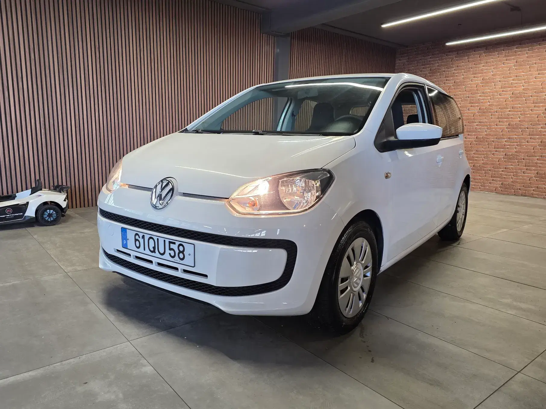 Volkswagen Up! 1.0 BlueMotion Move 22