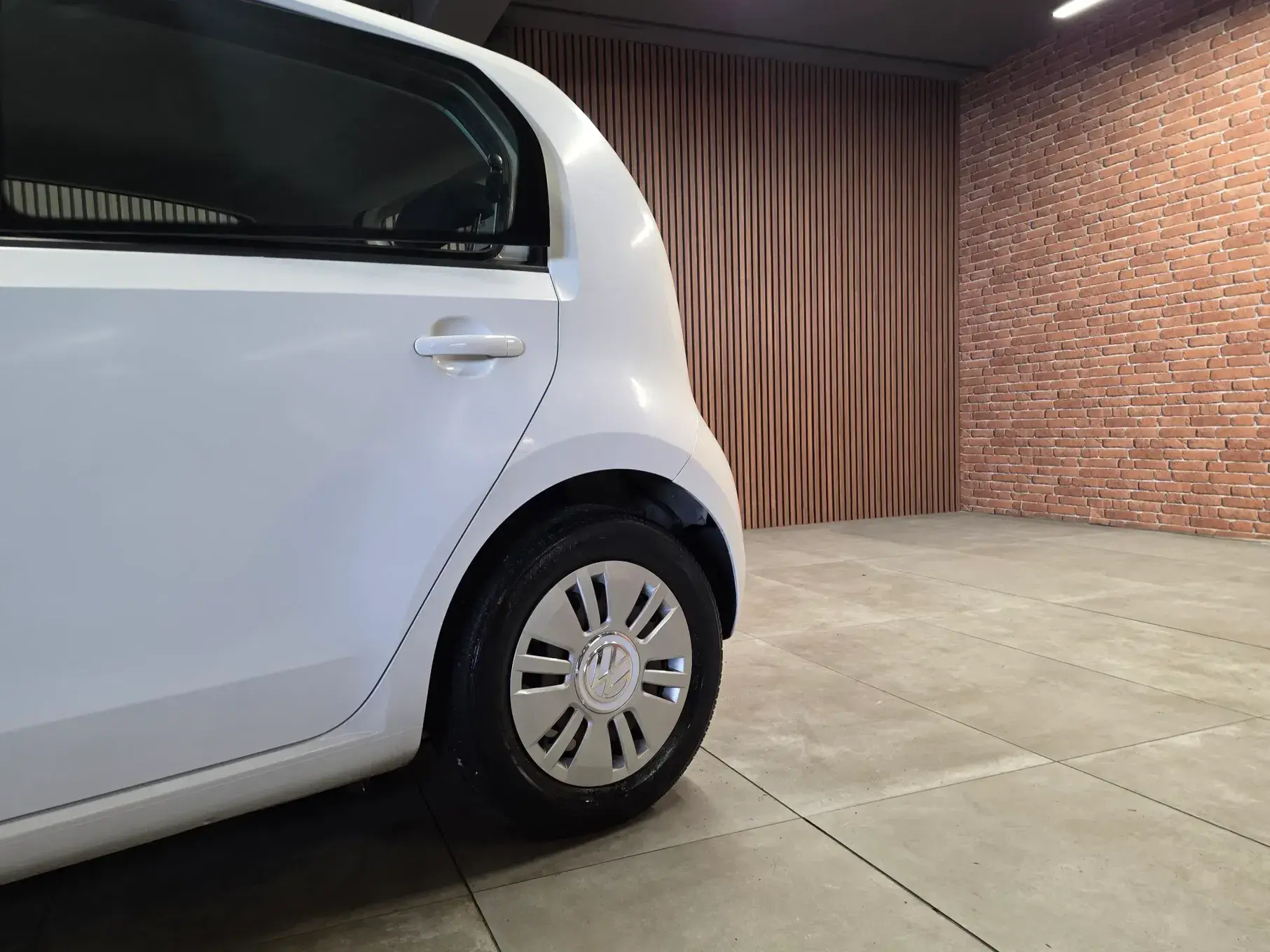 Volkswagen Up! 1.0 BlueMotion Move 25