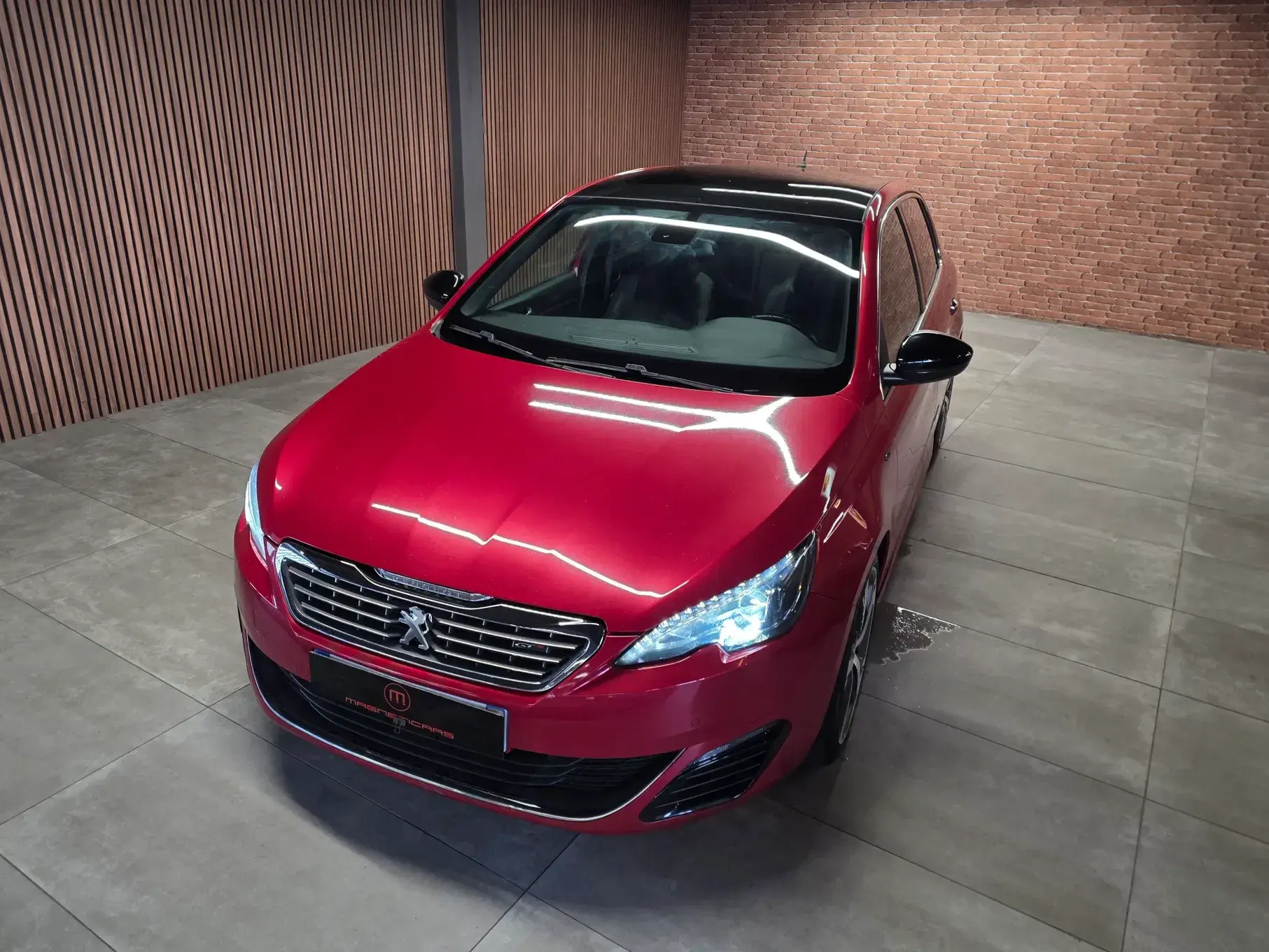 Peugeot 308 BlueHDi FAP 180 EAT8 Stop & Start GT 36