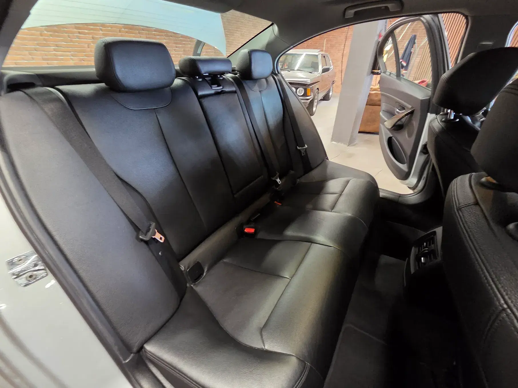 BMW 320 d Aut. Luxury Line 6