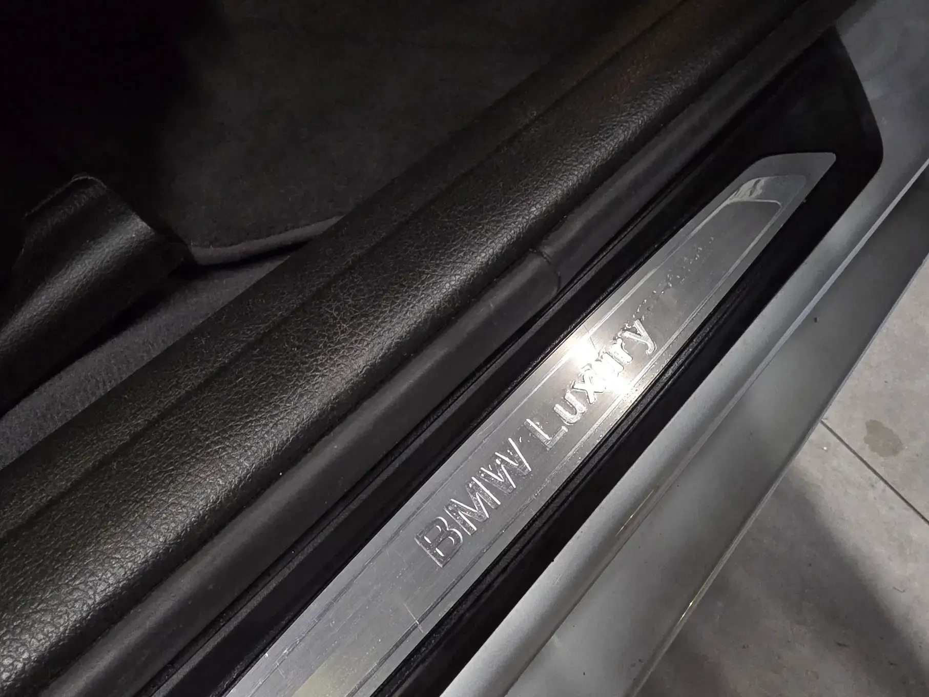BMW 320 d Aut. Luxury Line 8