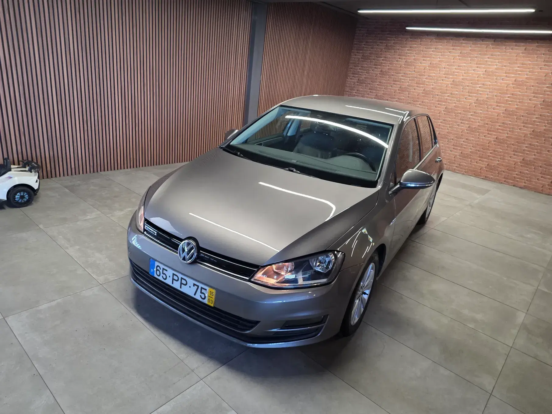 Volkswagen Golf 1.6 TDi BlueMotion Trendline 10