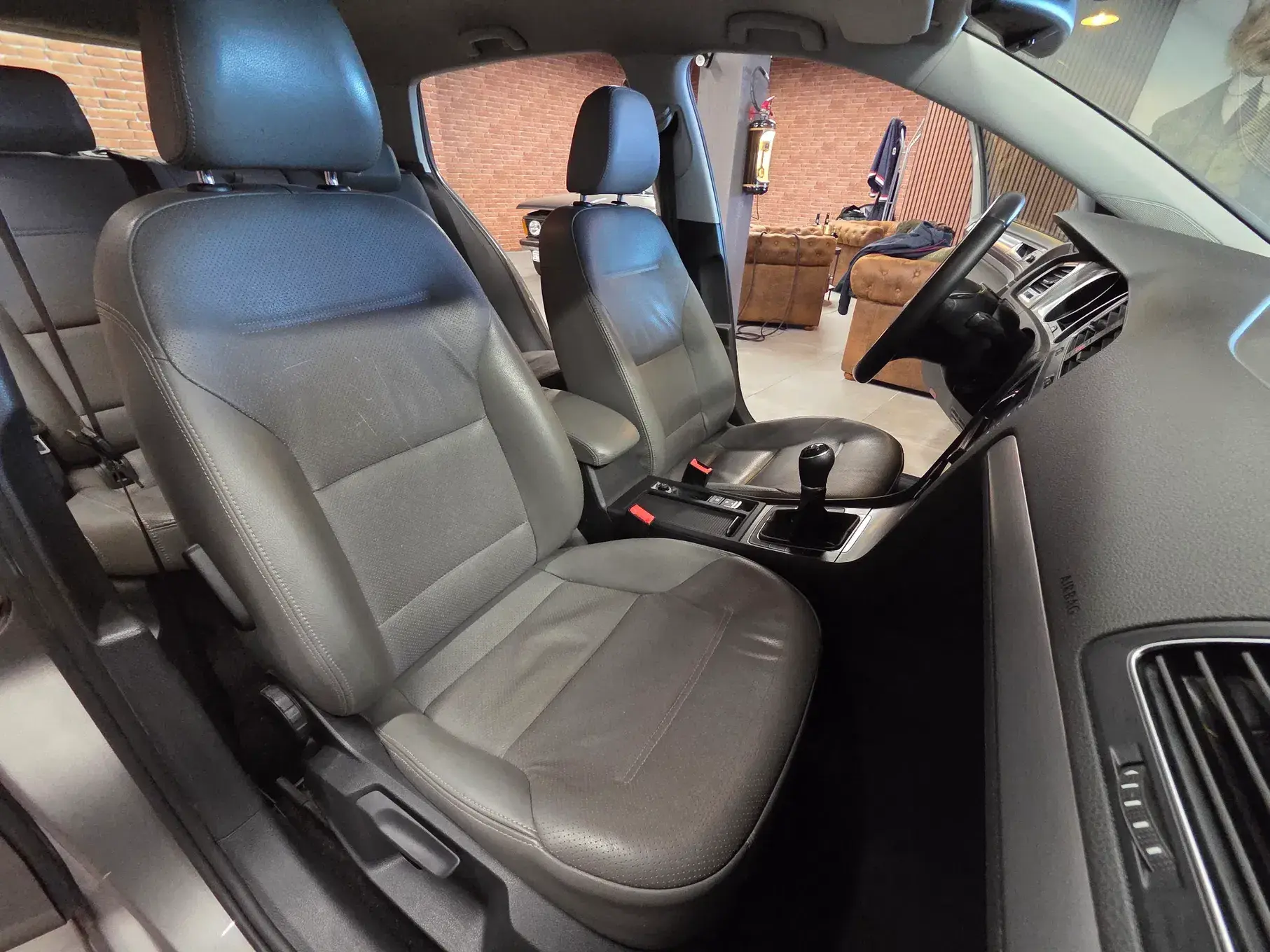 Volkswagen Golf 1.6 TDi BlueMotion Trendline 11