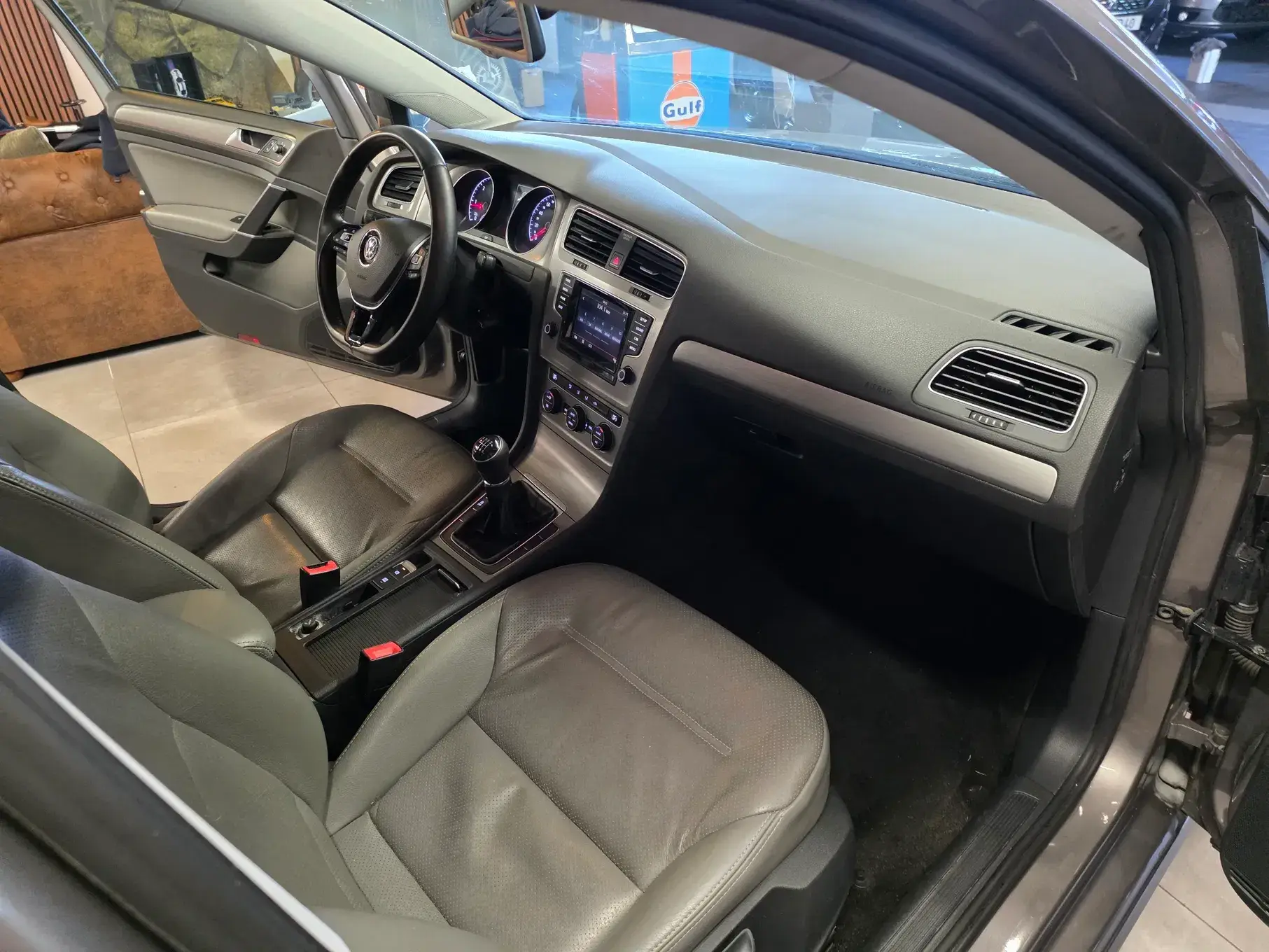 Volkswagen Golf 1.6 TDi BlueMotion Trendline 14