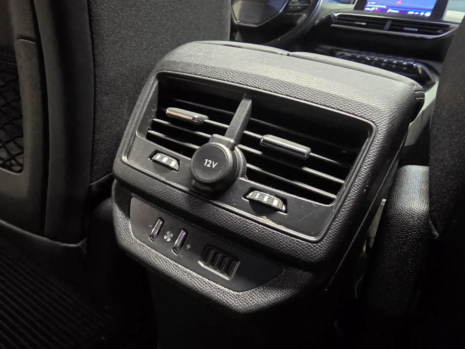 Peugeot 5008 BlueHDI 130 EAT8 Allure Pack 6