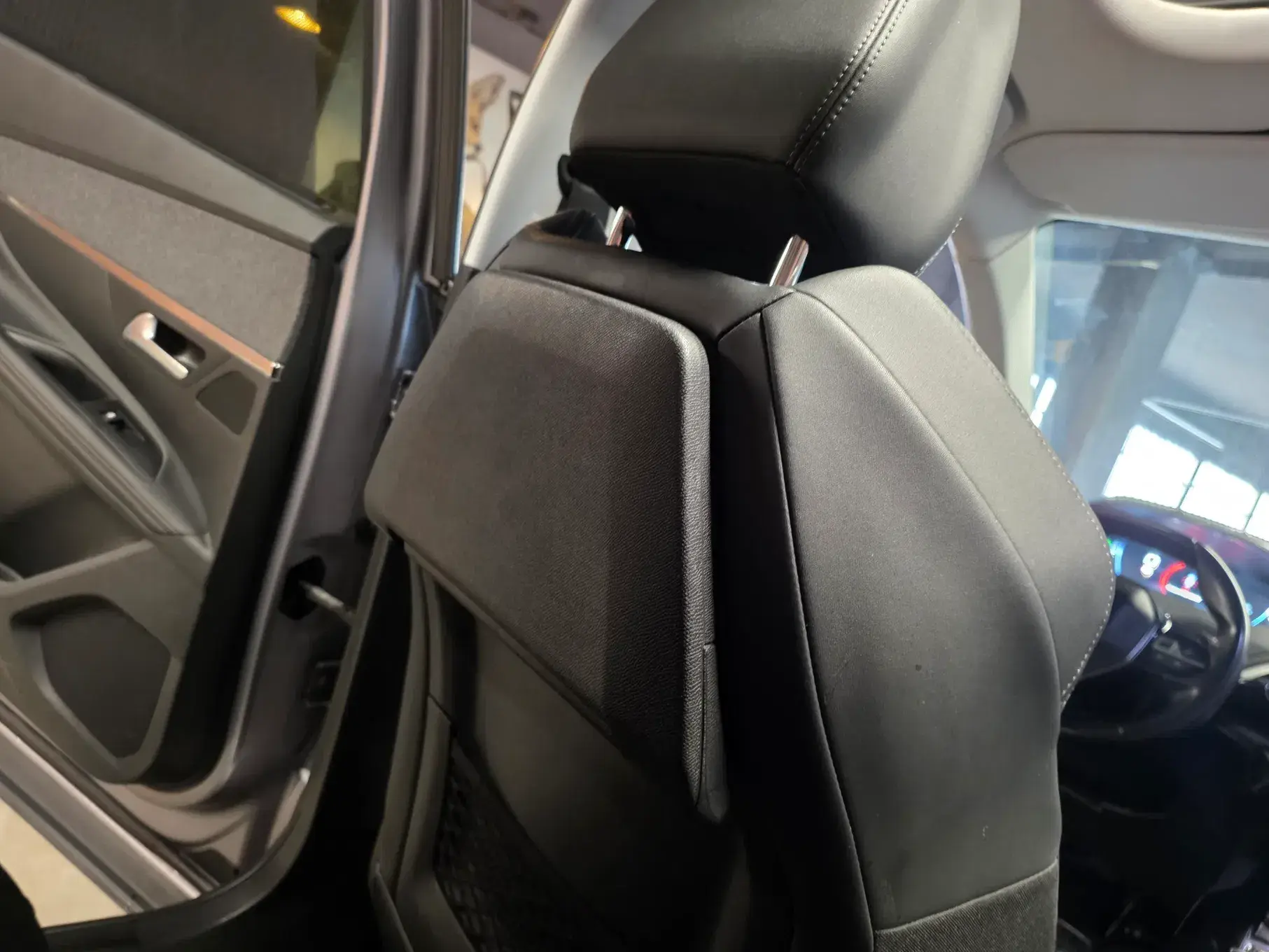 Peugeot 5008 BlueHDI 130 EAT8 Allure Pack 5