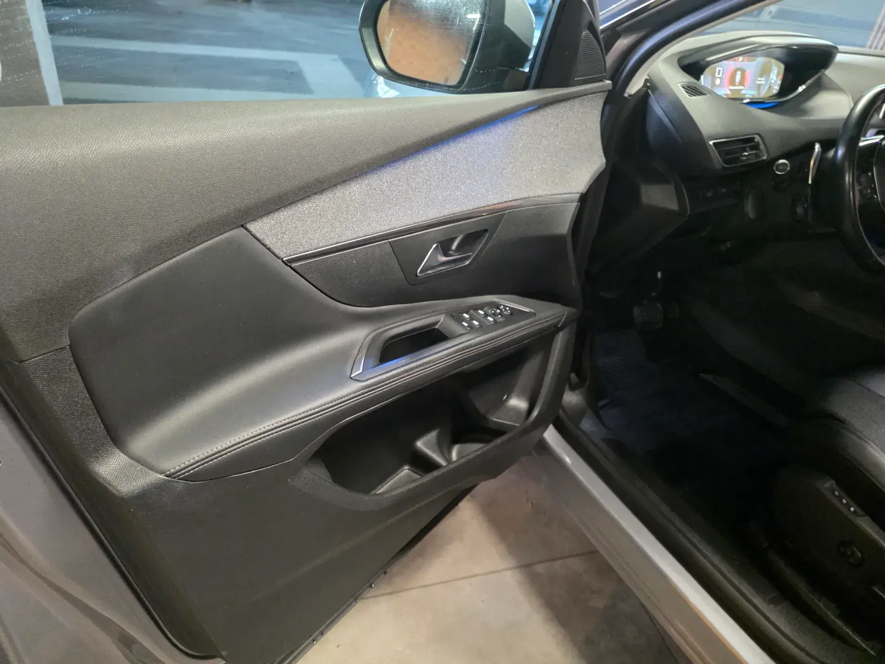 Peugeot 5008 BlueHDI 130 EAT8 Allure Pack 8