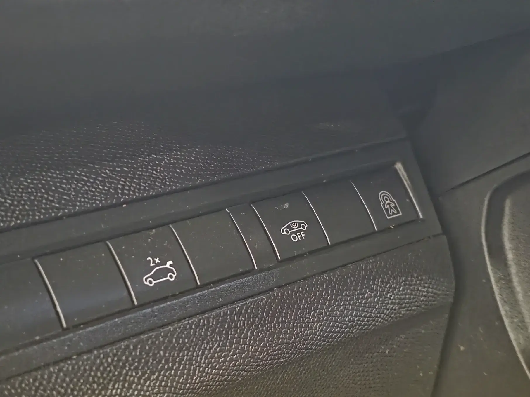 Peugeot 5008 BlueHDI 130 EAT8 Allure Pack 10